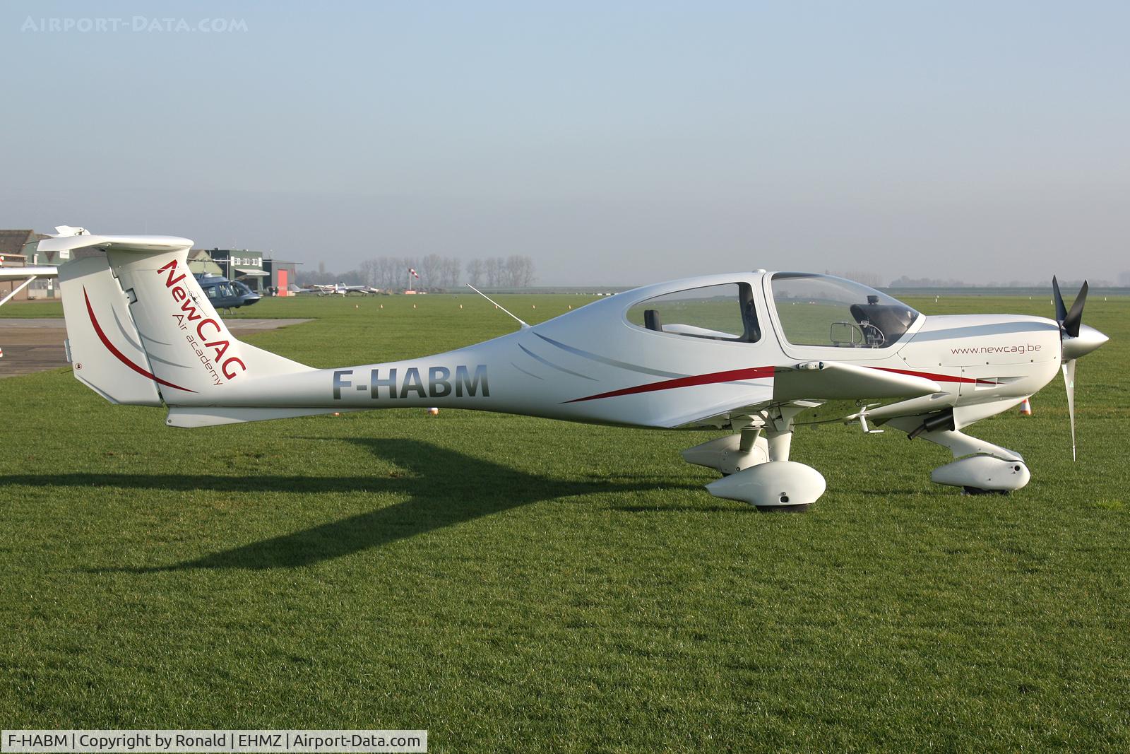 F-HABM, 2003 Diamond DA-40D Diamond Star C/N D4.077, at ehmz