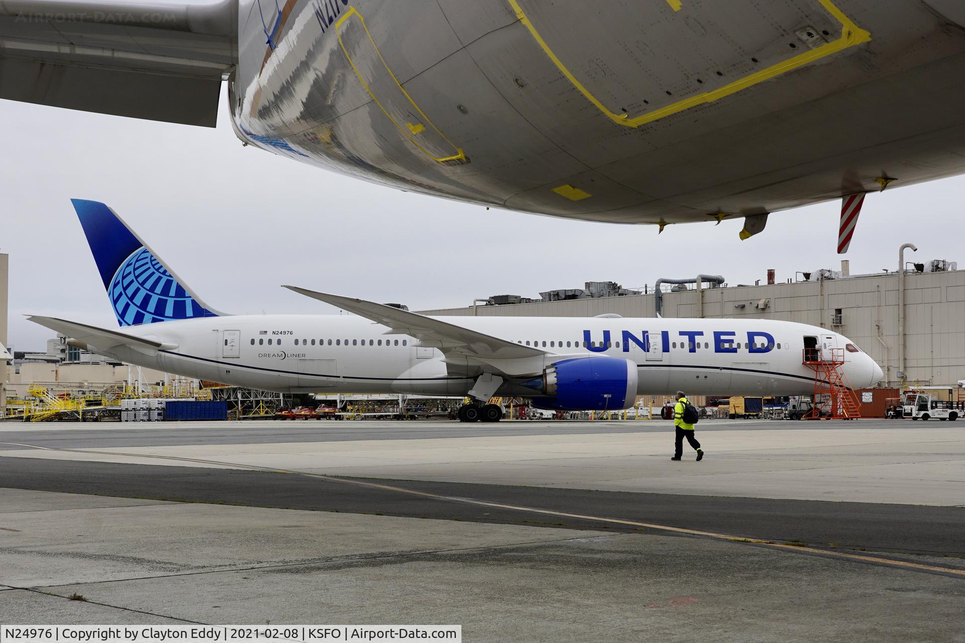 N24976, 2020 Boeing 787-9 Dreamliner Dreamliner C/N 66135, SFO 2021.