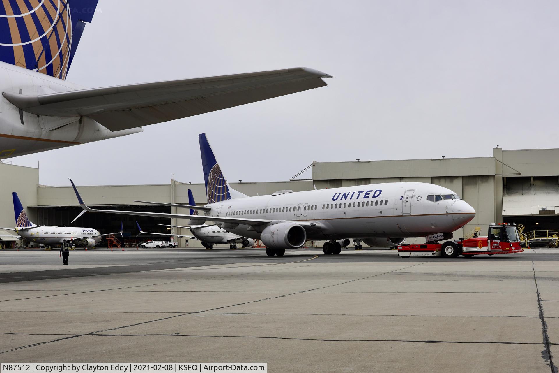 N87512, 2008 Boeing 737-824 C/N 33458, SFO 2021.