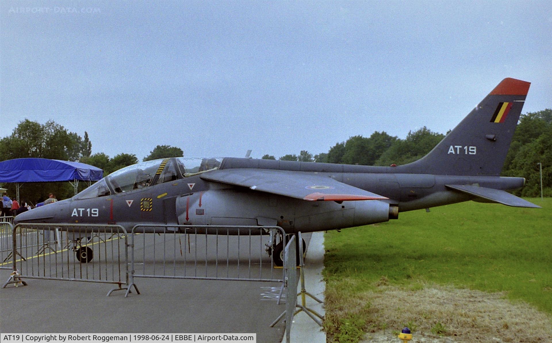 AT19, Dassault-Dornier Alpha Jet 1B C/N B19/1071, OPEN DAY.