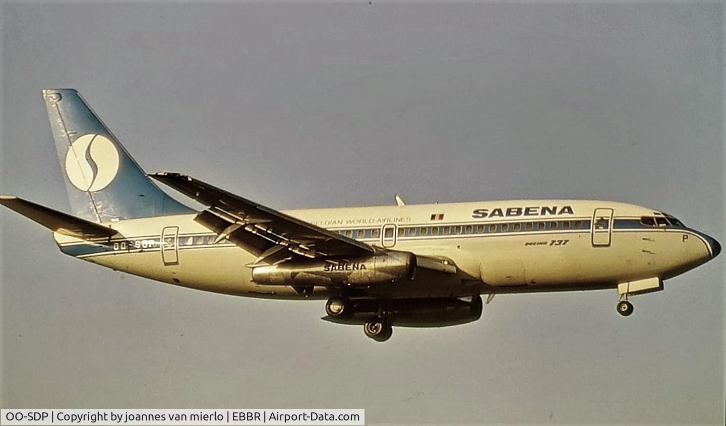 OO-SDP, 1975 Boeing 737-229 C/N 21139, Landing at Brussels/san from slide '90s