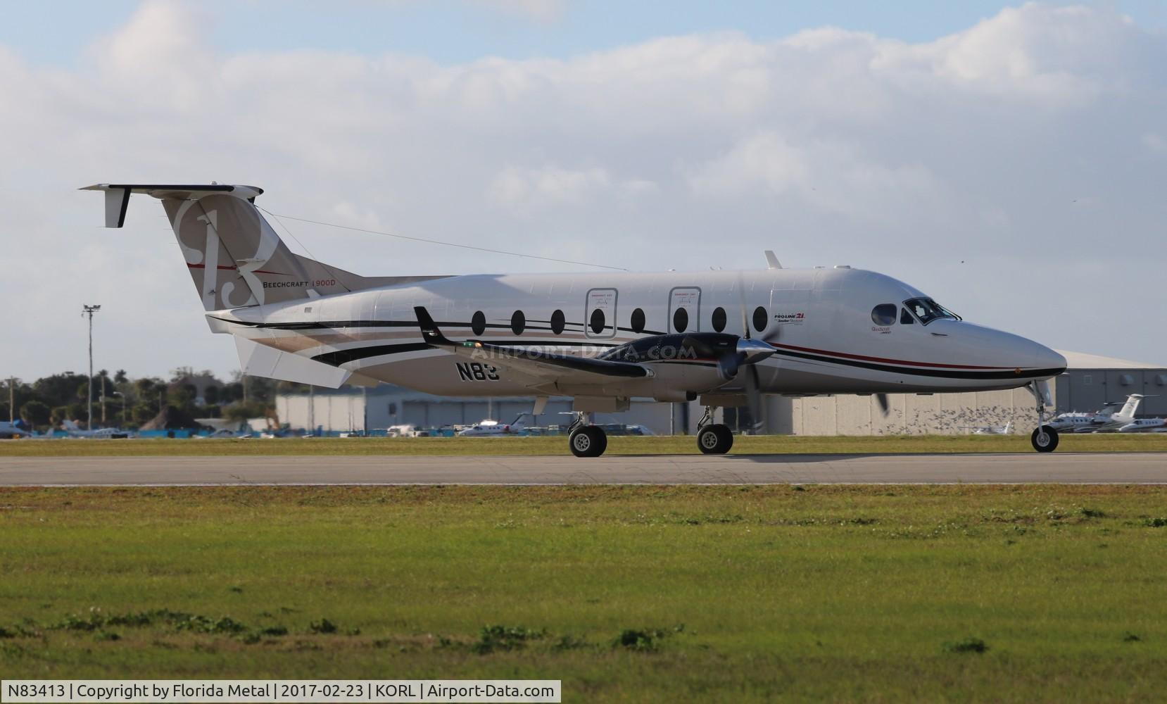 N83413, 1992 Beech 1900D C/N UE-25, ORL spotting 2017