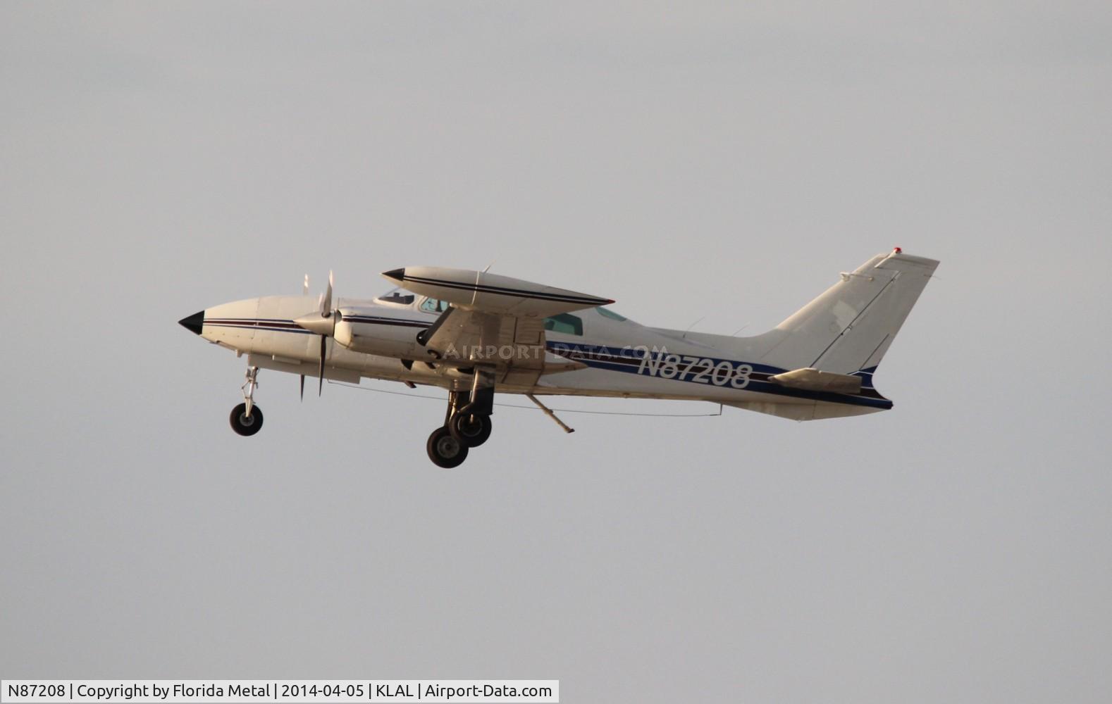 N87208, 1975 Cessna 310R C/N 310R0302, SNF LAL 2014