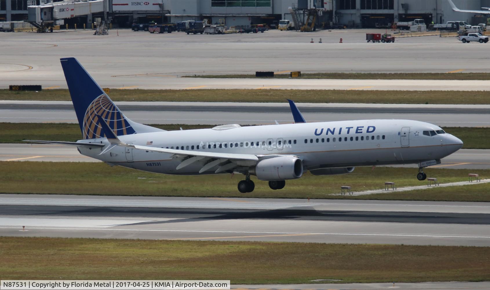 N87531, 2011 Boeing 737-824 C/N 39999, MIA spotting 2017