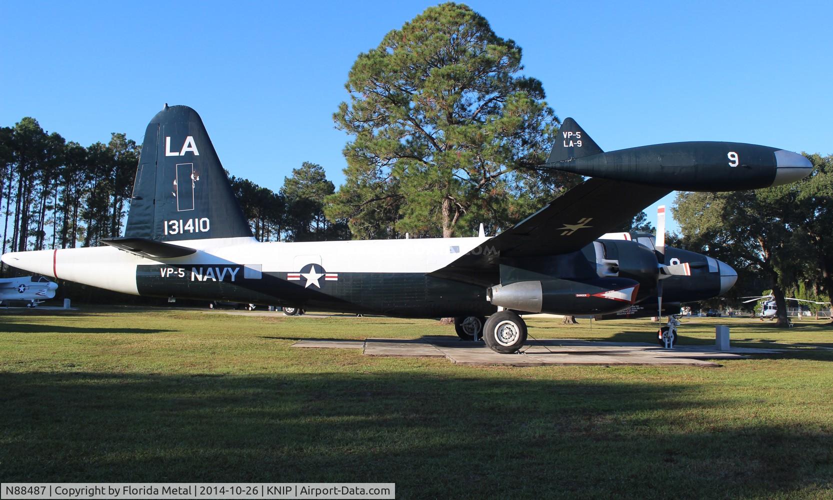 N88487, Lockheed P2V-5 Neptune C/N 426-5291, Gate Guard 2014 NAS JAX
