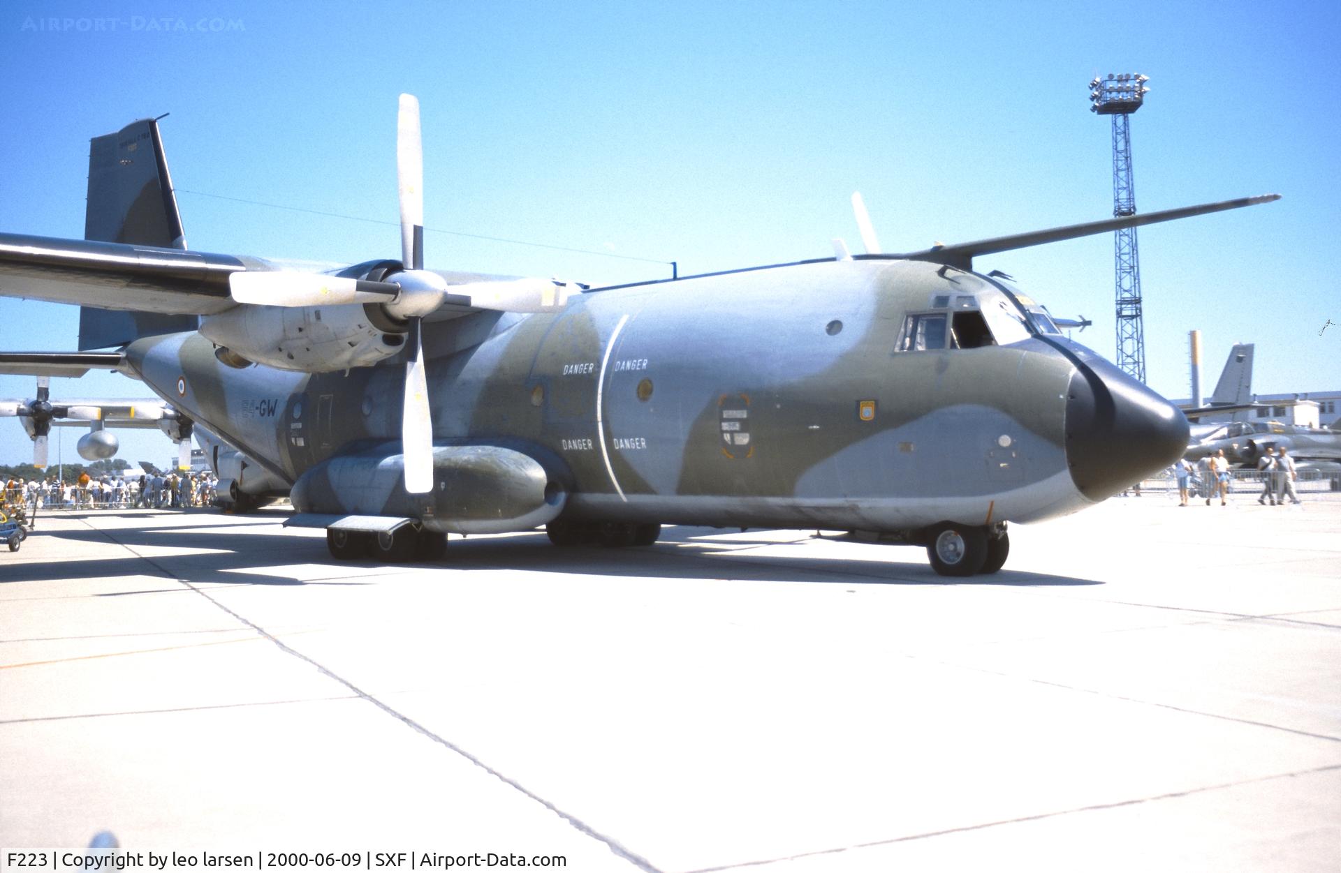 F223, 1985 Transall C-160NG C/N 223, Berlin Air Show 9.6.2000 withh serial 64-GW