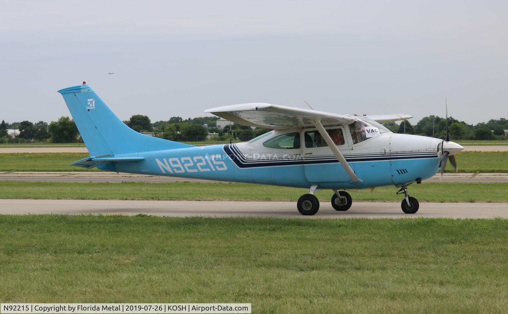 N92215, 1969 Cessna 182N Skylane C/N 18260095, EAA OSH 2019
