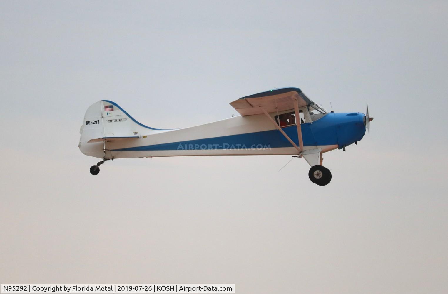 N95292, 1946 Taylorcraft BC12-D C/N 9692, EAA OSH 2019