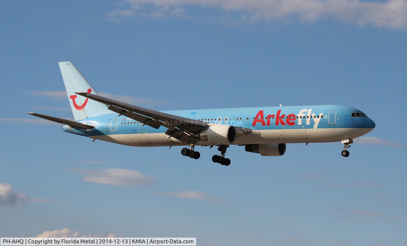 PH-AHQ, 1990 Boeing 767-383 C/N 24477, MIA spotting 2014