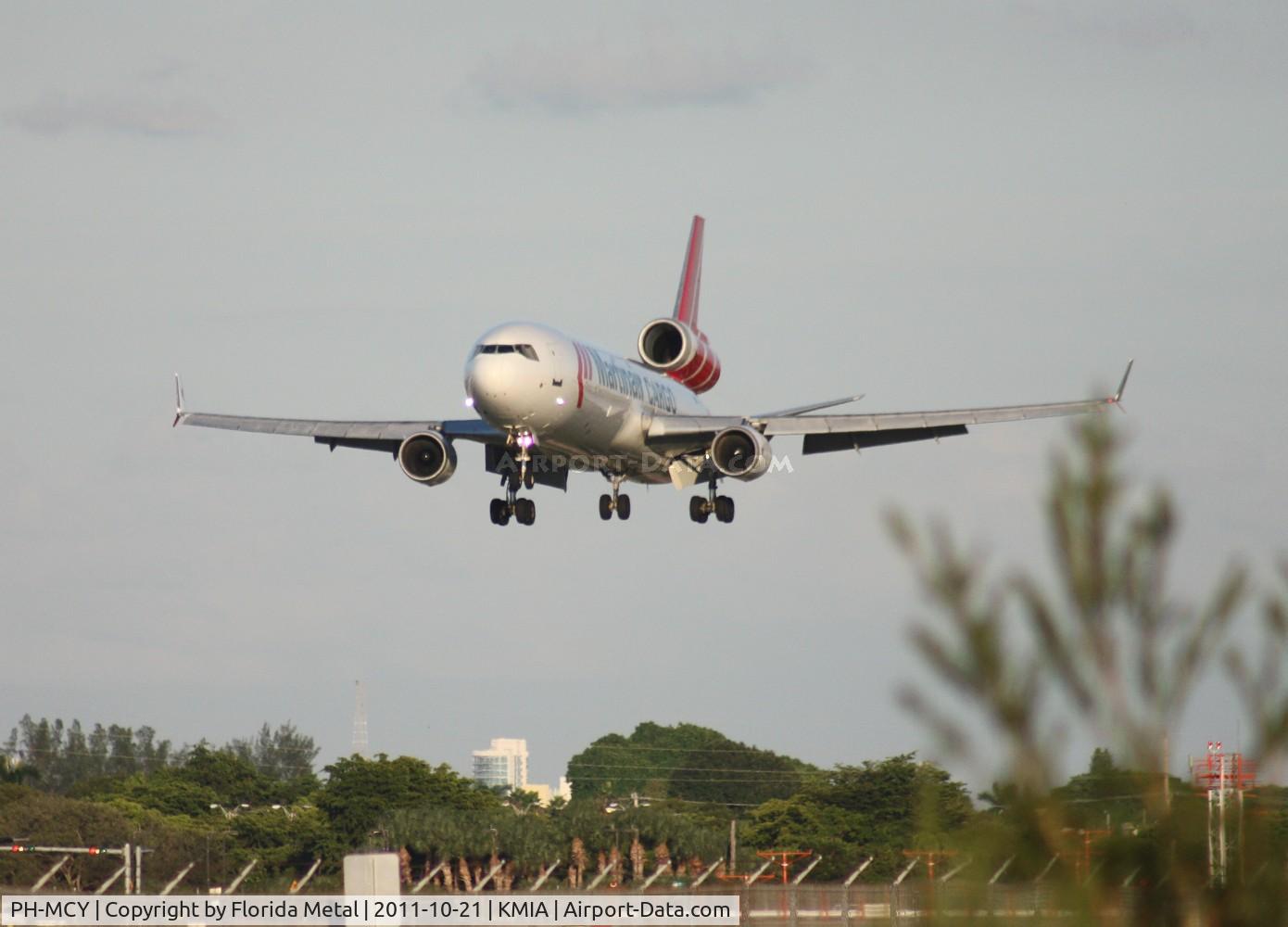 PH-MCY, 1991 McDonnell Douglas MD-11F C/N 48445, MIA spotting 2011