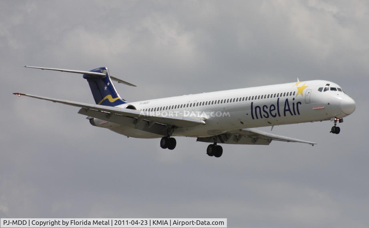 PJ-MDD, 1990 McDonnell Douglas MD-82 (DC-9-82) C/N 49972, MIA spotting 2011