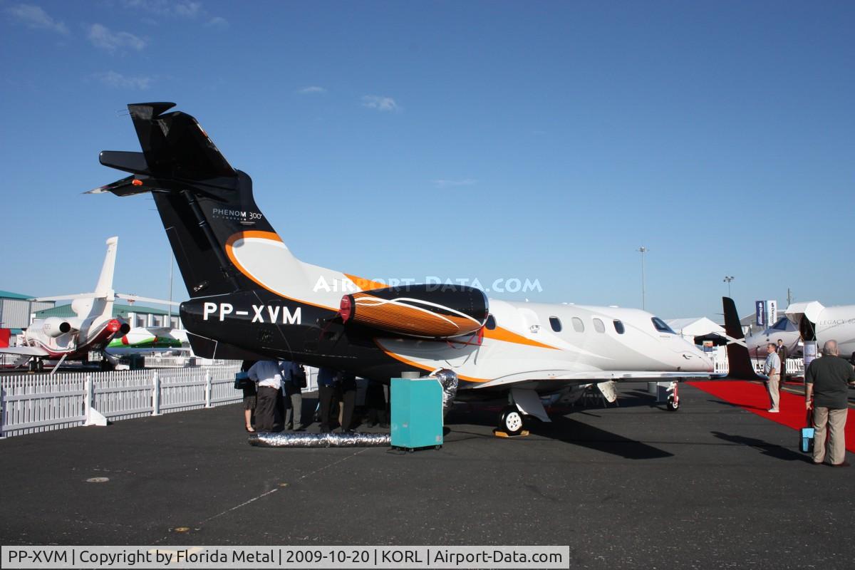 PP-XVM, 2010 Embraer EMB-505 Phenom 300 C/N 50500004, NBAA ORL 2009