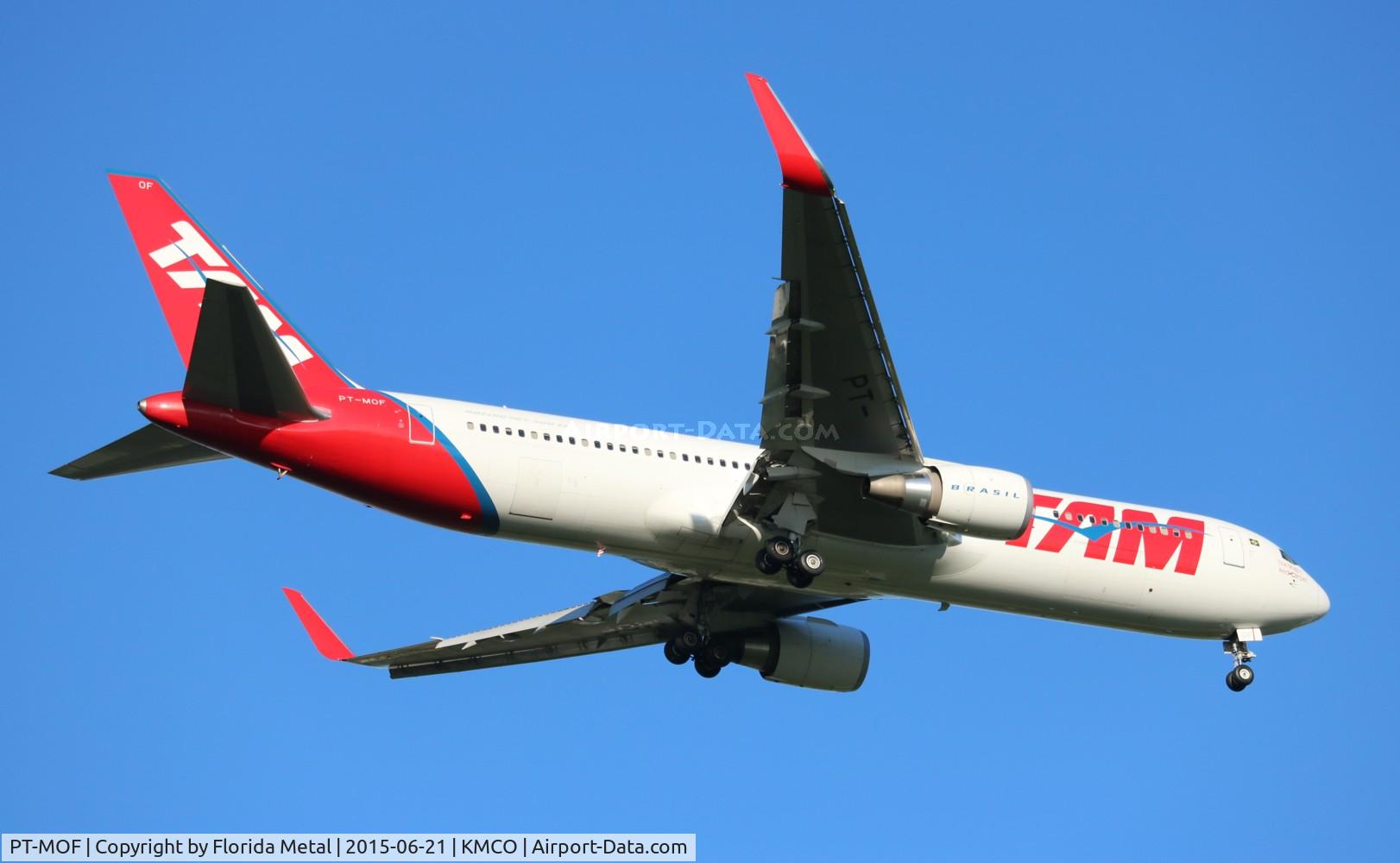 PT-MOF, 2013 Boeing 767-316/ER C/N 41997, MCO spotting 2015