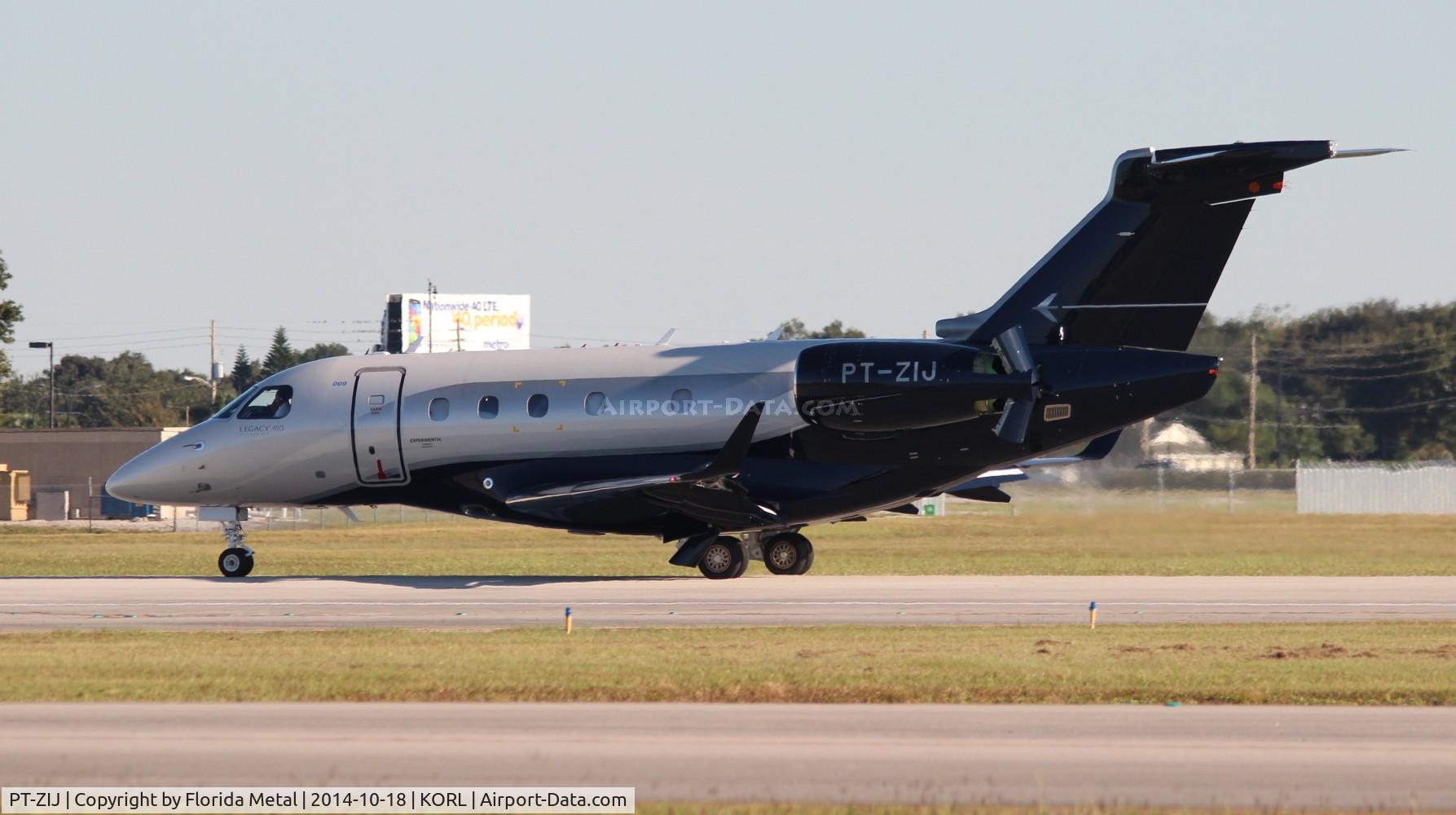 PT-ZIJ, 2014 Embraer EMB-545 Legacy 450 C/N 545000009, NBAA ORL 2014