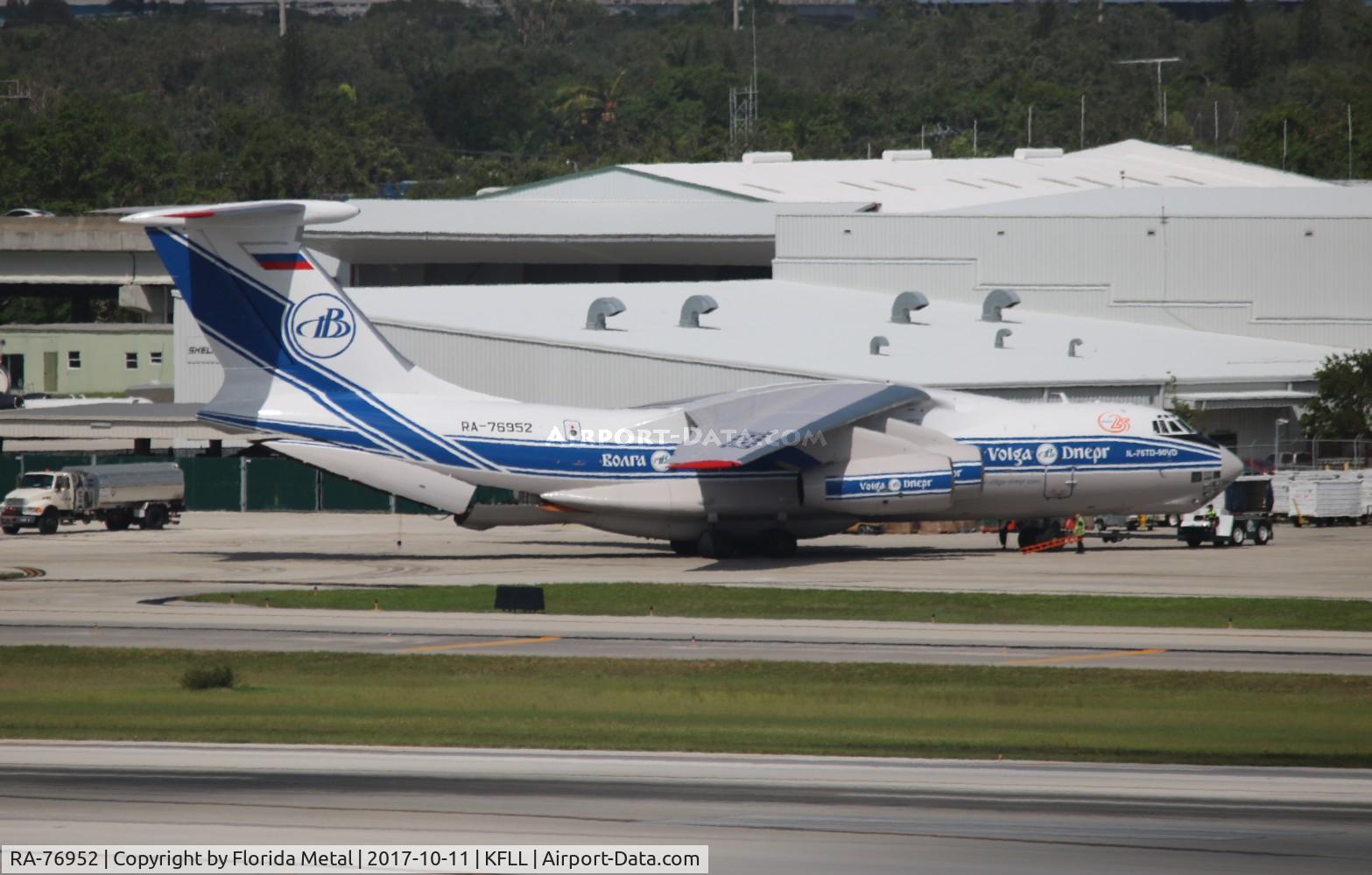 RA-76952, 2010 Ilyushin Il-76TD-90VD C/N 2093422743, FLL spotting 2017