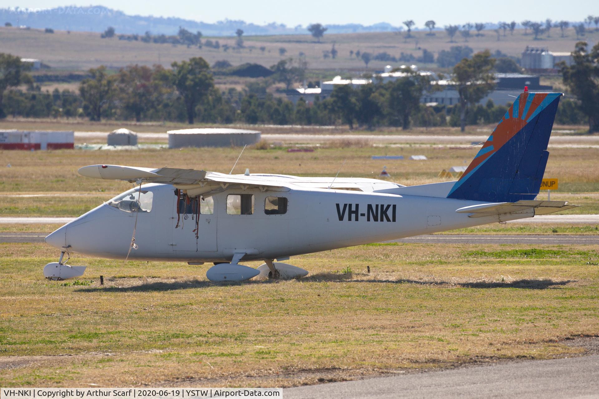 VH-NKI, 1977 Partenavia P-68B C/N 100, Tamworth NSW June 2020