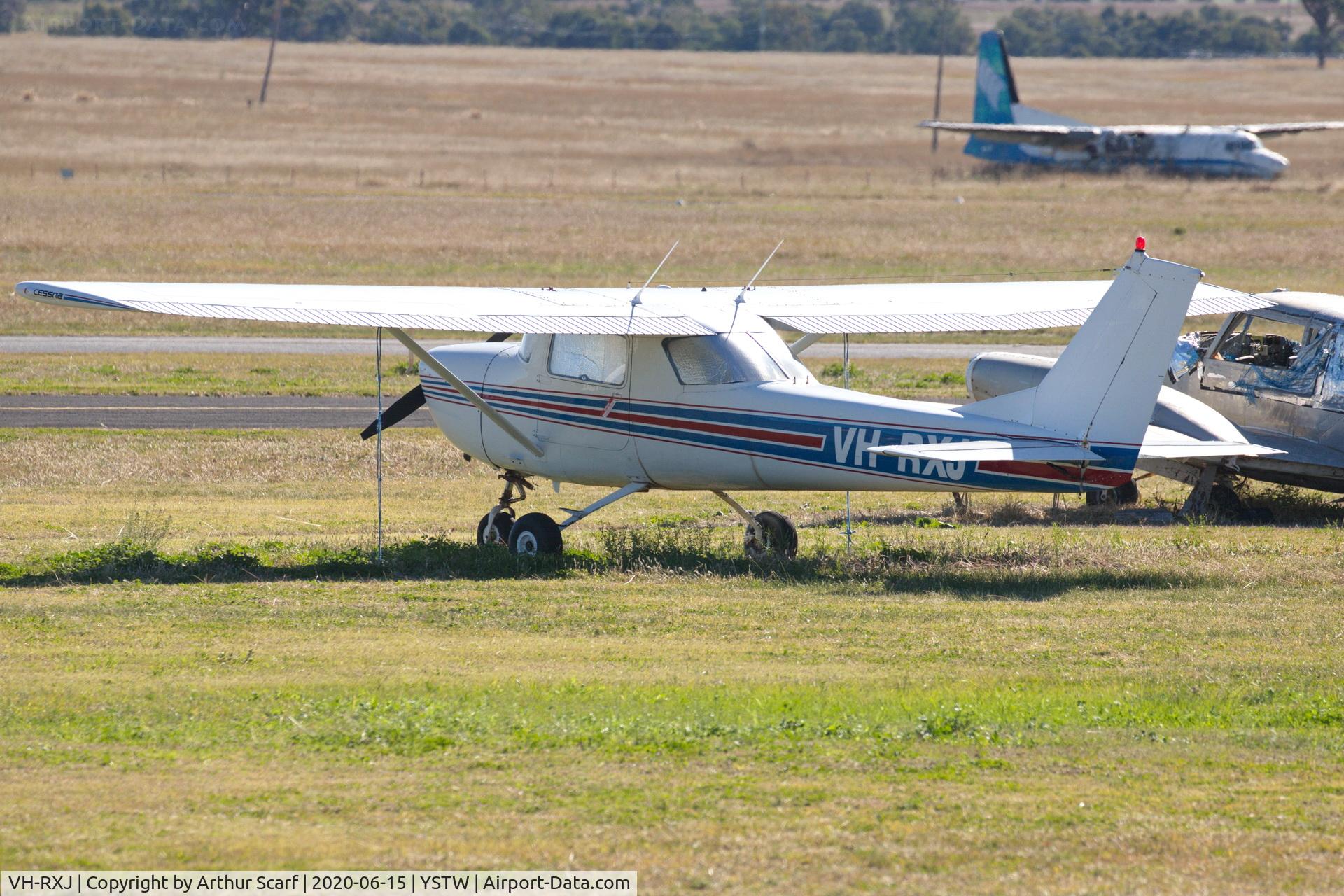 VH-RXJ, 1966 Cessna 150G C/N 15065174, Tamworth NSW June 2020