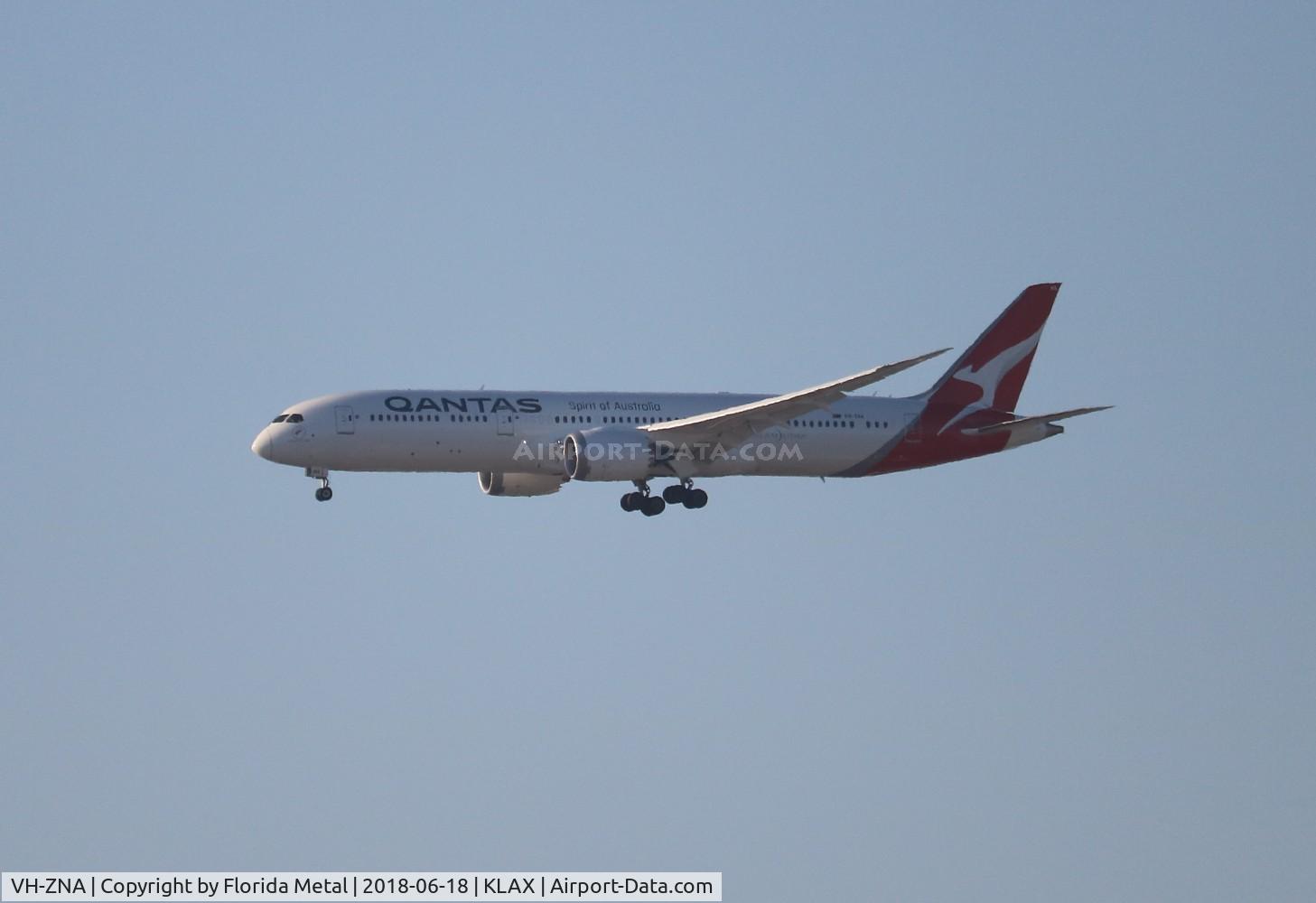 VH-ZNA, 2017 Boeing 787-9 Dreamliner C/N 39038, LAX spotting 2018