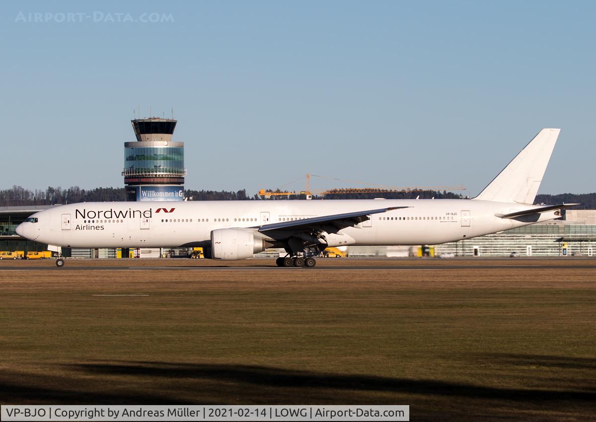 VP-BJO, 2005 Boeing 777-35E/ER C/N 32640, First visit of a Boeing 777-300 at GRZ.