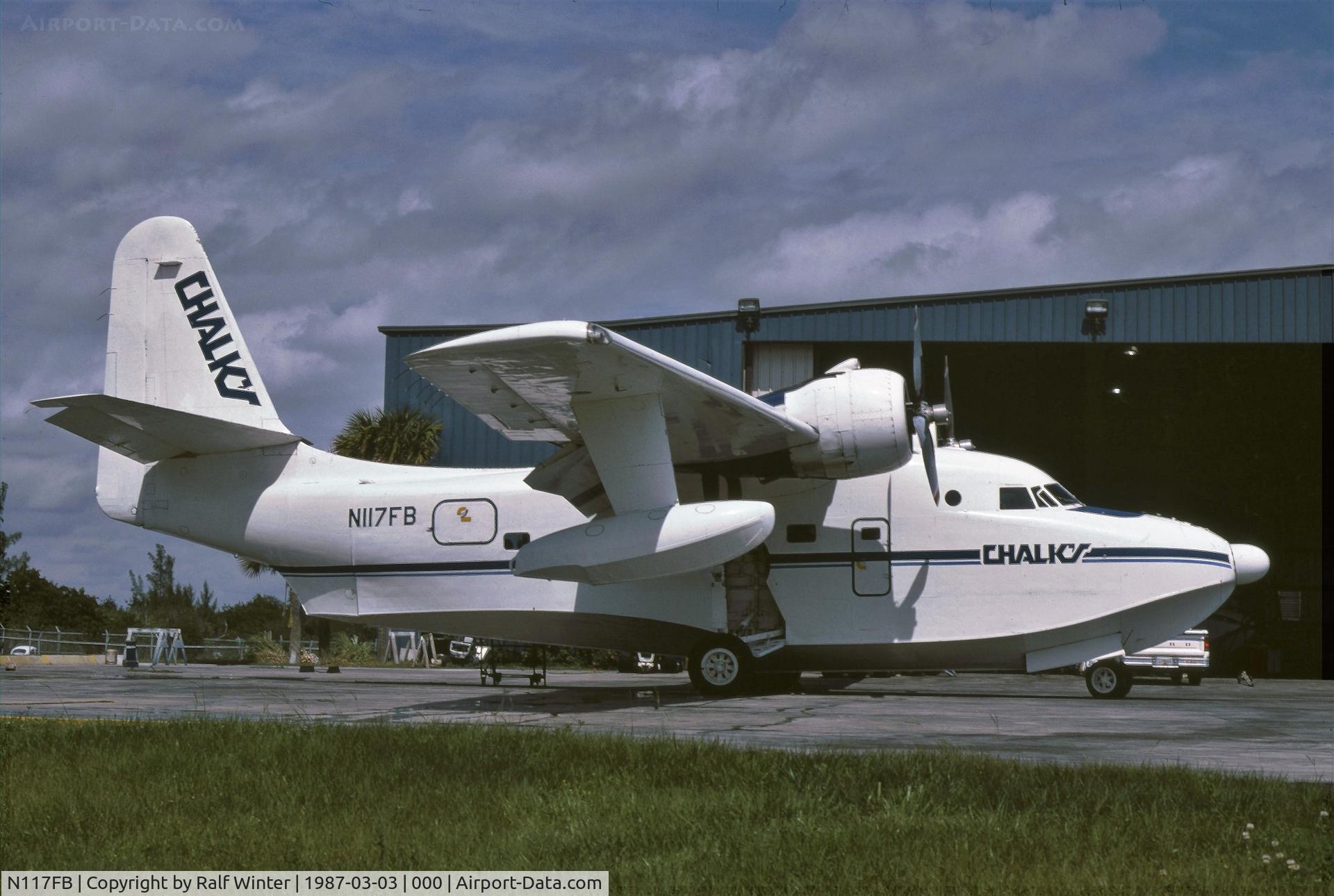 N117FB, 1961 Grumman UF-2 Albatross C/N G-461, Grumman HU-16E Albatross - OP CHK Chalks International Airlines - G-461 - N117FB - 03.03.1987