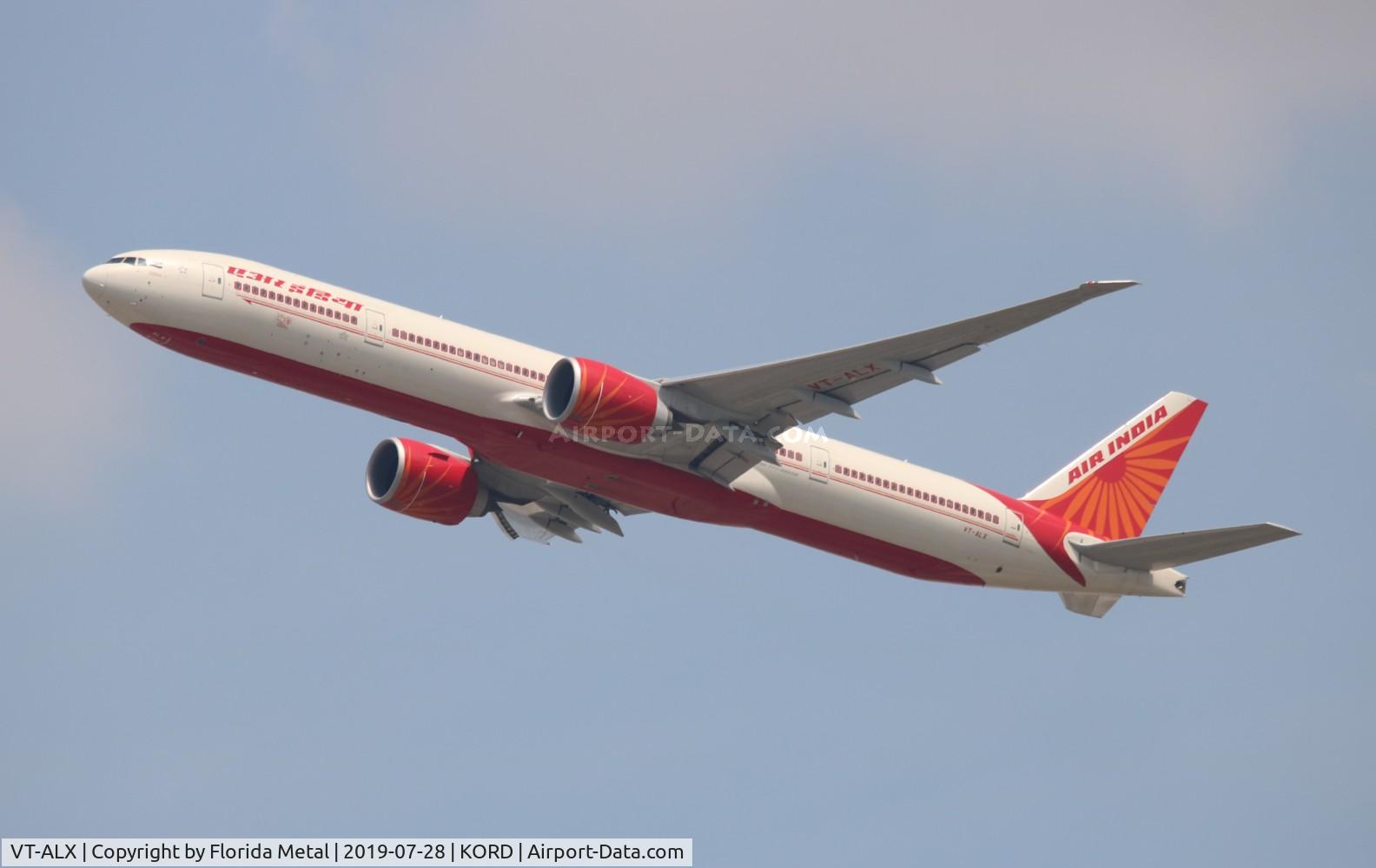 VT-ALX, 2010 Boeing 777-337/ER C/N 36322, ORD Spotting 2019