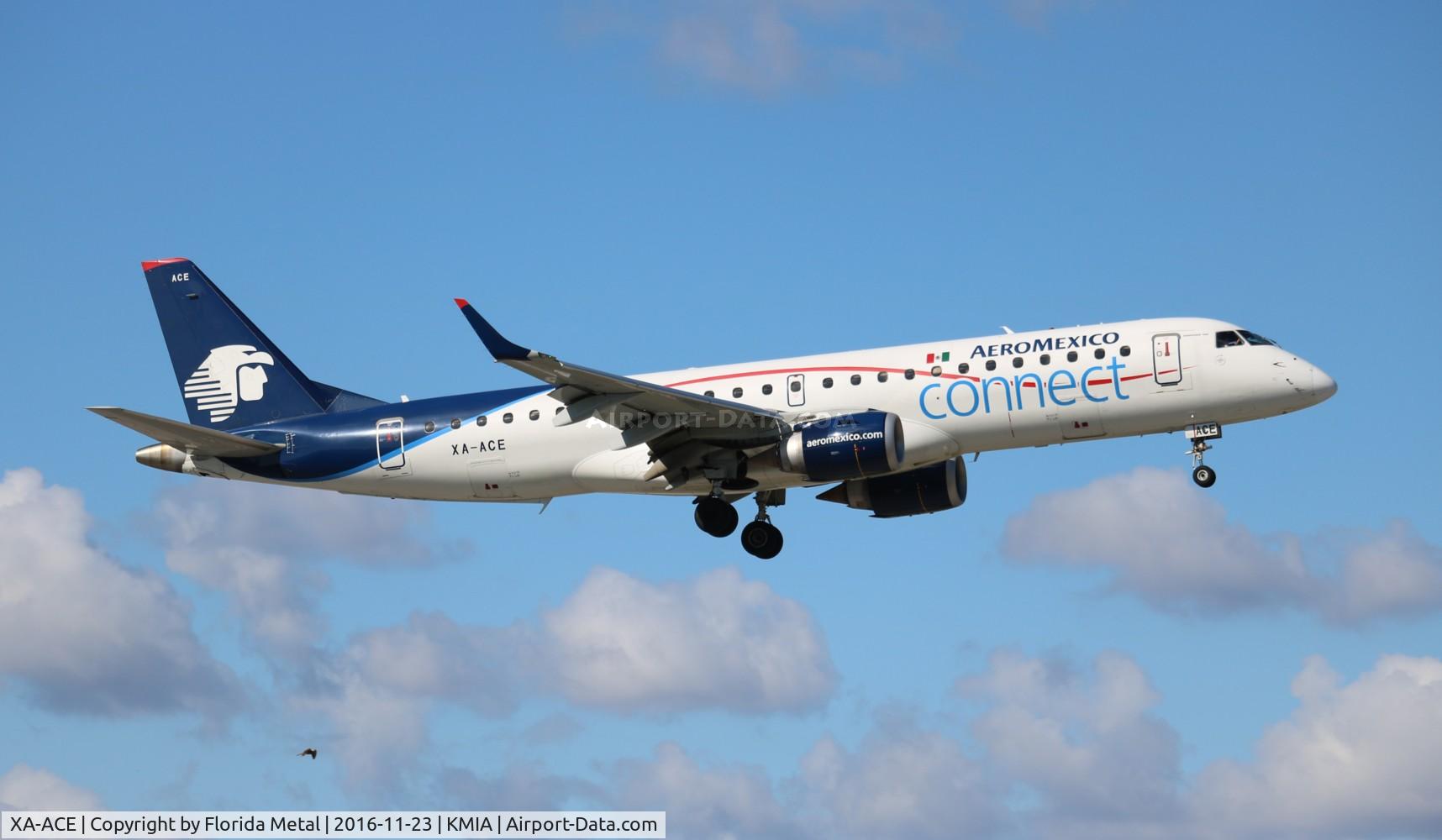 XA-ACE, 2012 Embraer 190AR (ERJ-190-100IGW) C/N 19000518, MIA spotting 2016