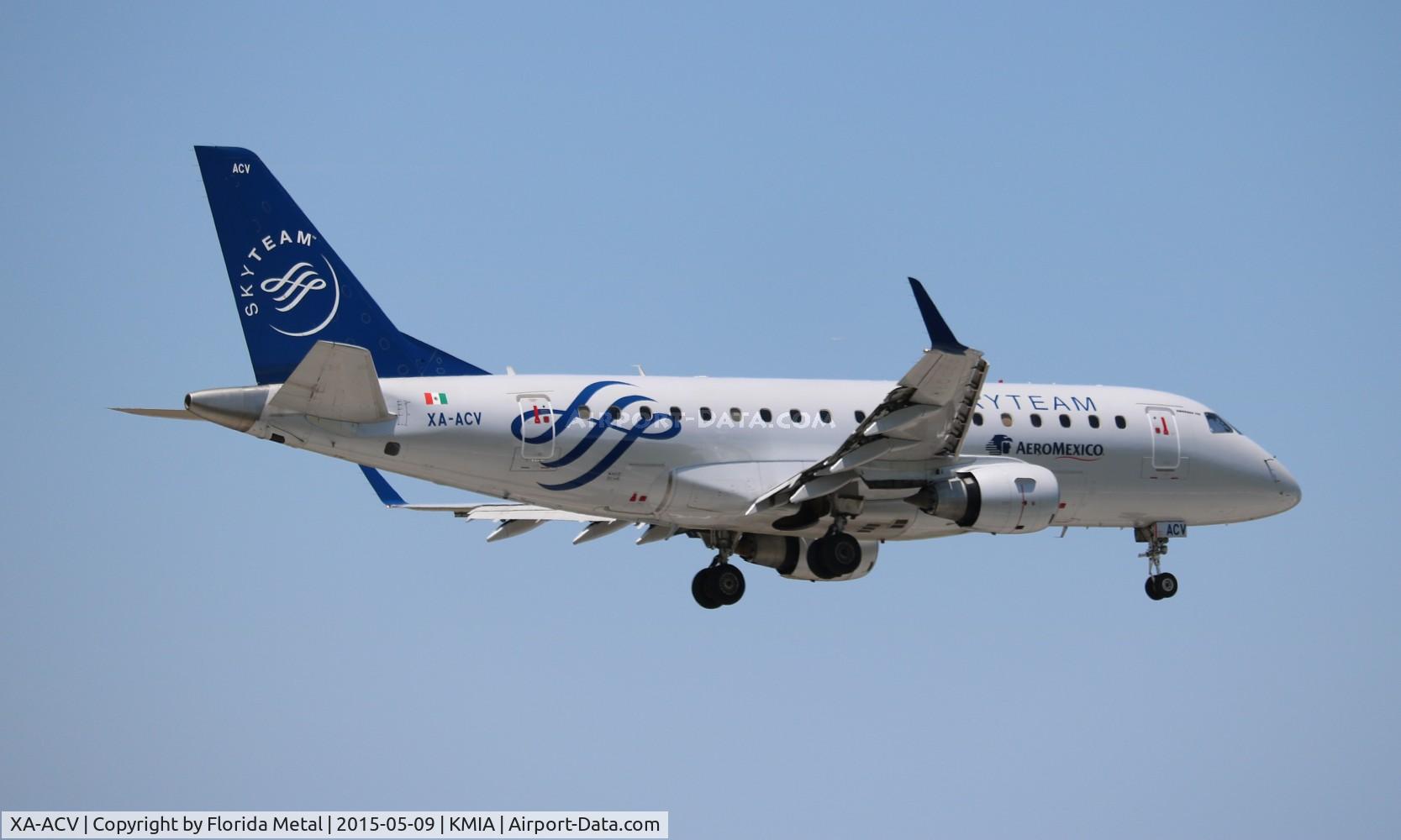 XA-ACV, 2005 Embraer 170SU (ERJ-170-100SU) C/N 17000046, MIA spotting 2015