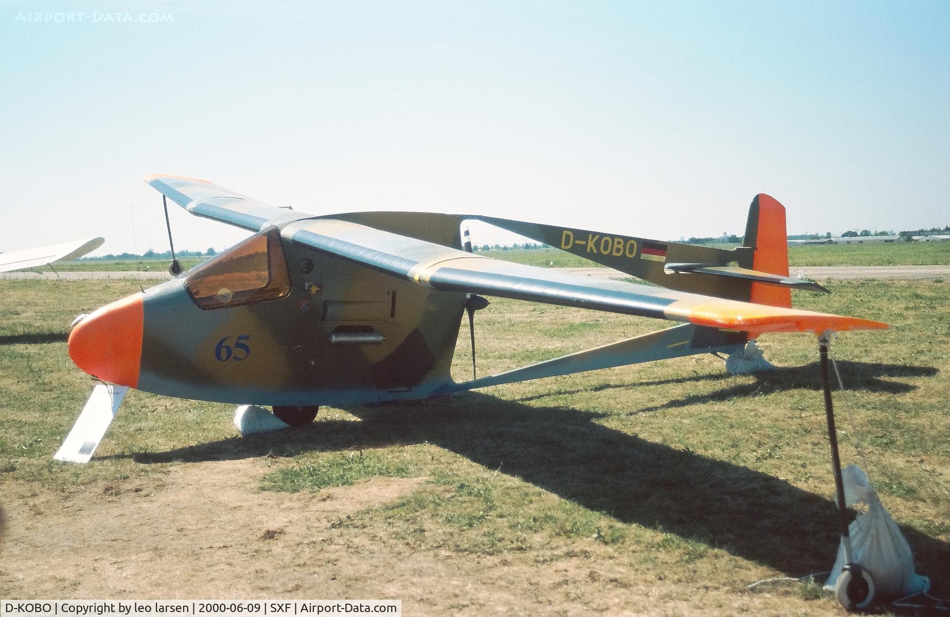 D-KOBO, 1999 Raab Krähe IV C/N 102, Berlin Air Show 9.6.2000