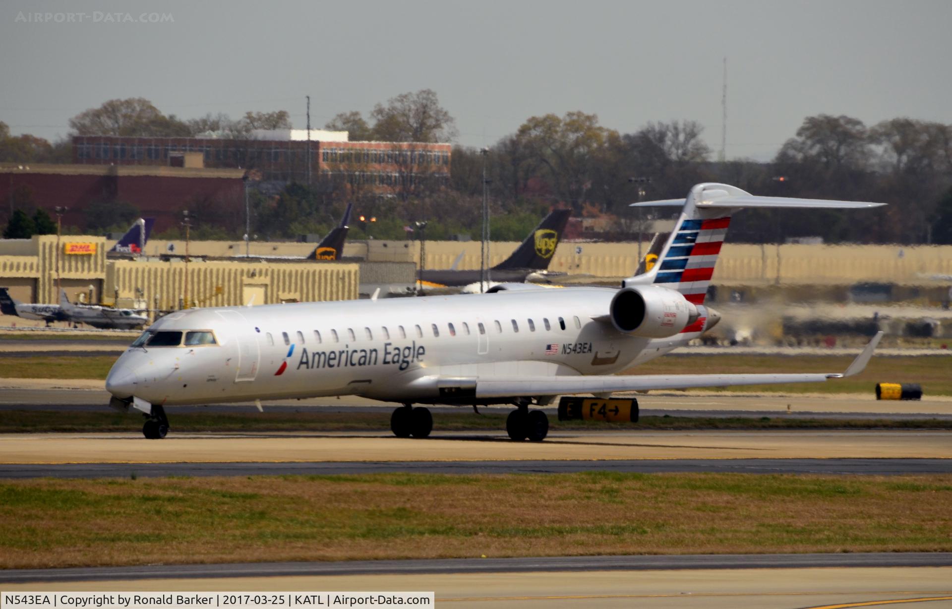 N543EA, 2011 Bombardier CRJ-700 (CL-600-2C10) Regional Jet C/N 10323, Taxi Atlanta