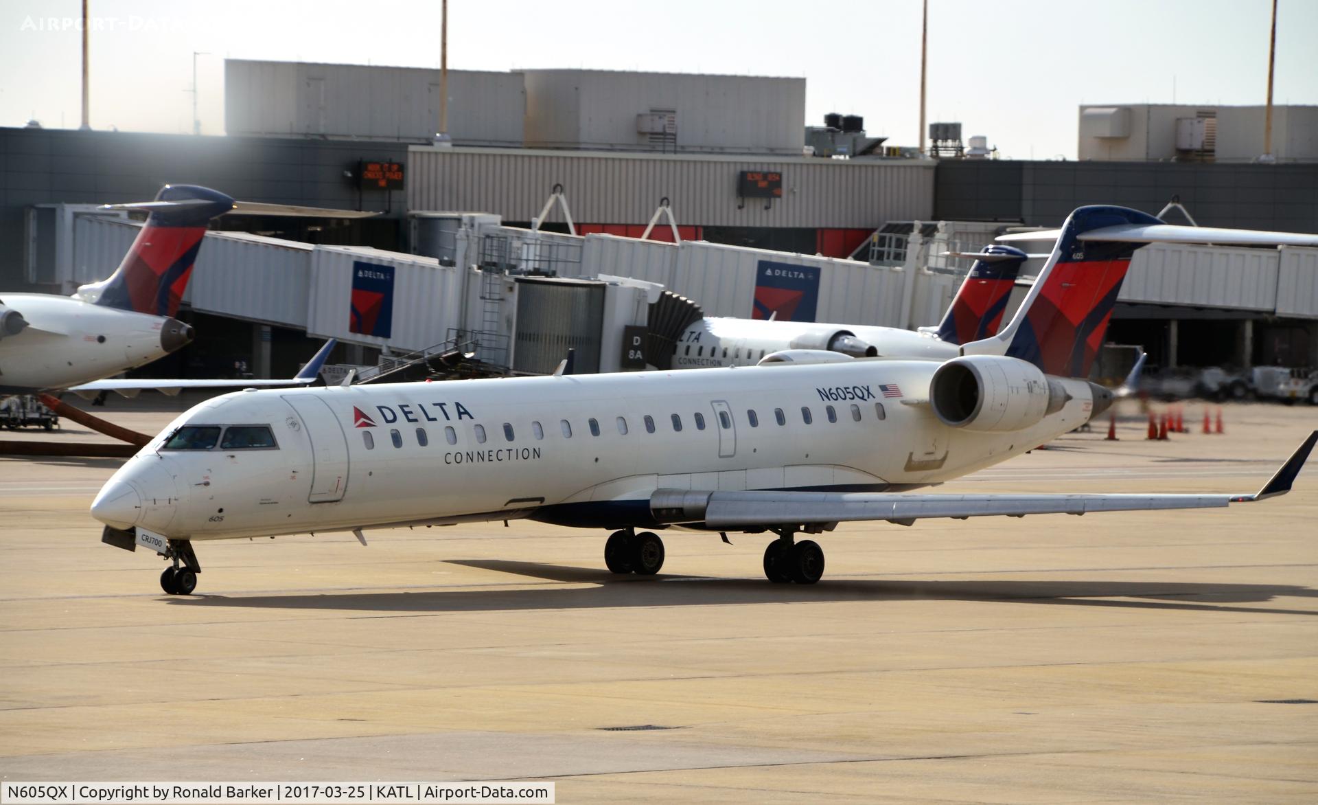 N605QX, 2002 Bombardier CRJ-701 (CL-600-2C10) Regional Jet C/N 10022, Taxi Atlanta