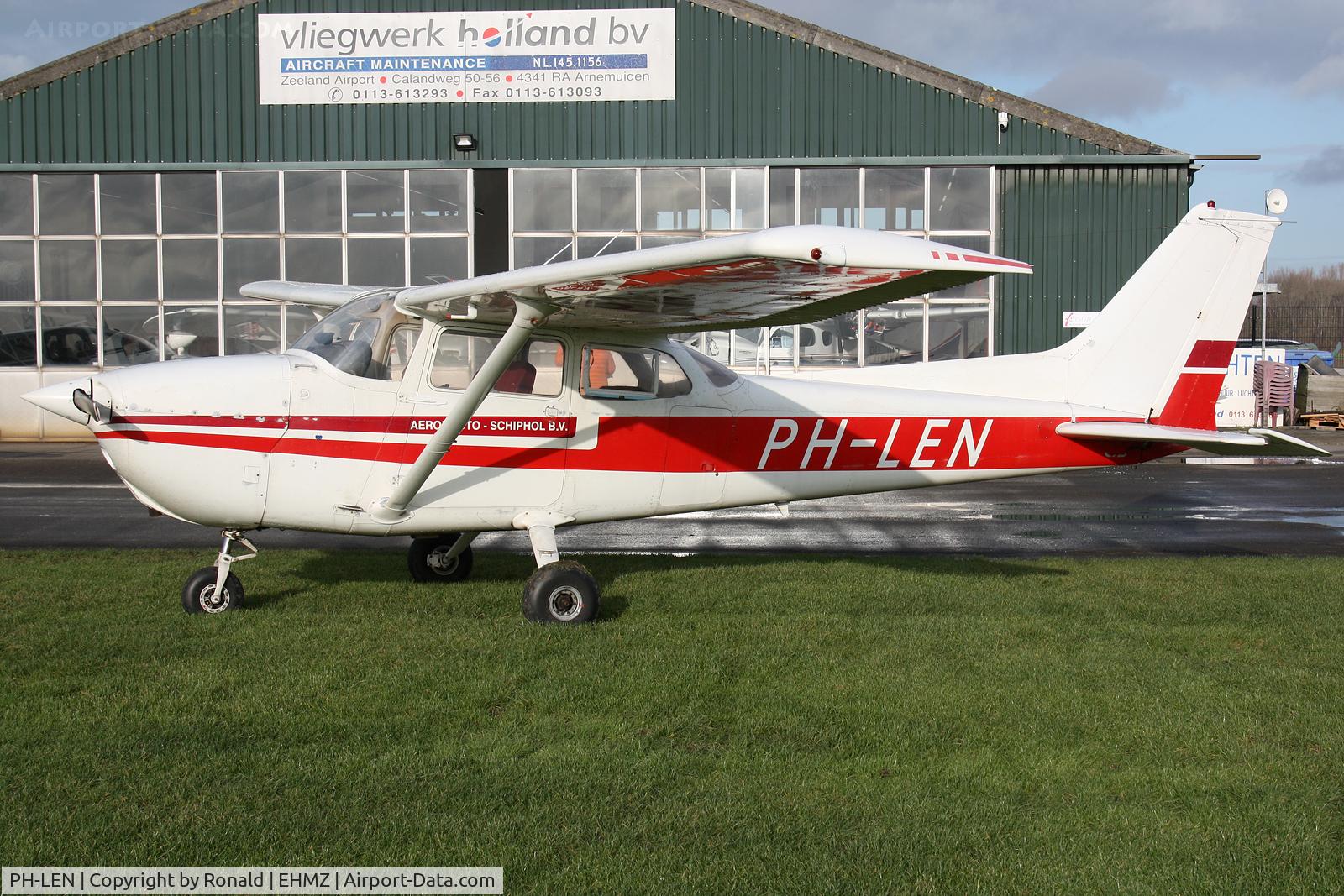 PH-LEN, Reims F172N Skyhawk C/N 1619, at ehmz