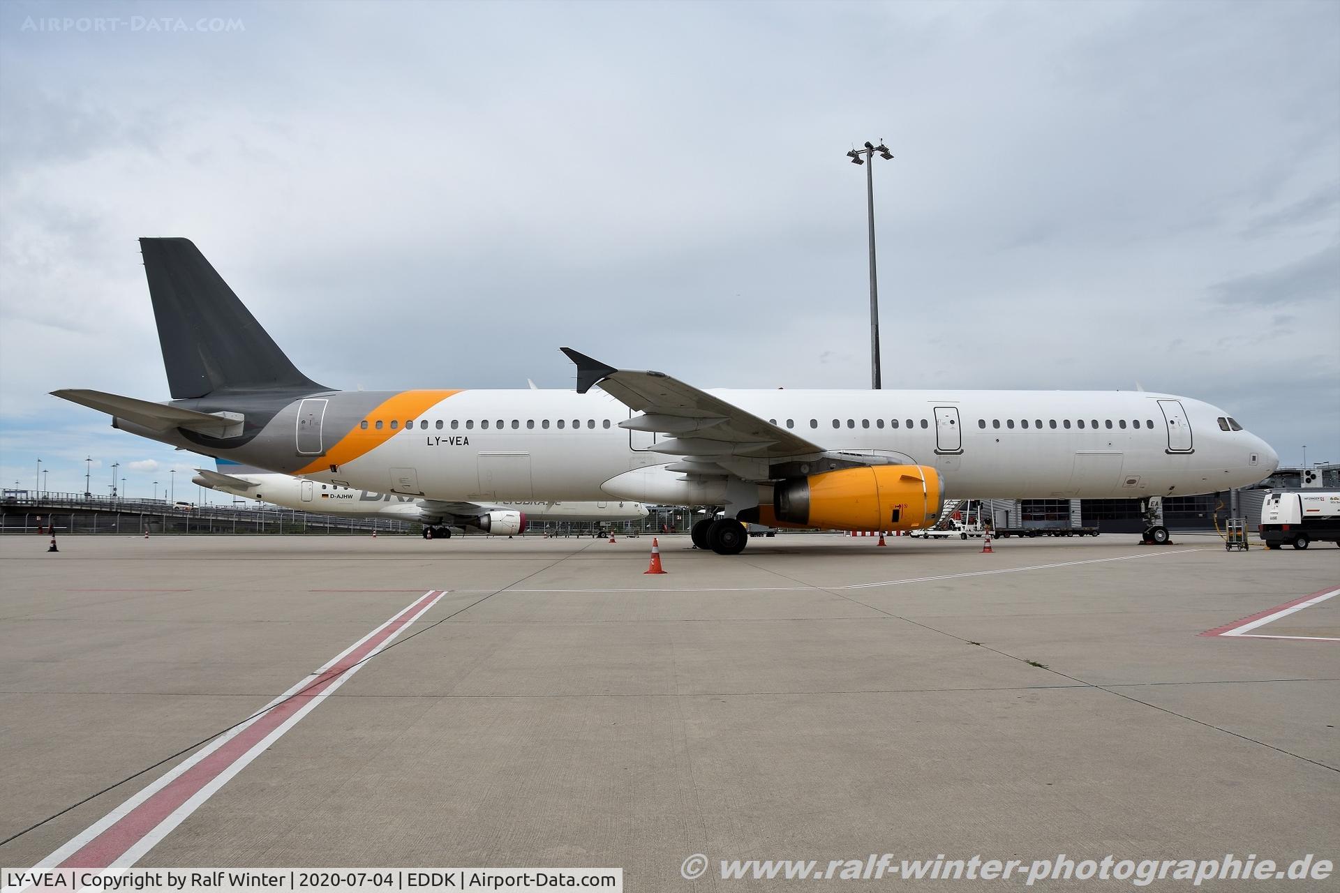 LY-VEA, 2007 Airbus A321-231 C/N 2234, Airbus A321-231 - N9 NVD Avion Express 'Thomas Cook colours' - 2234 - LY-VEA - 04.07.2020 - CGN