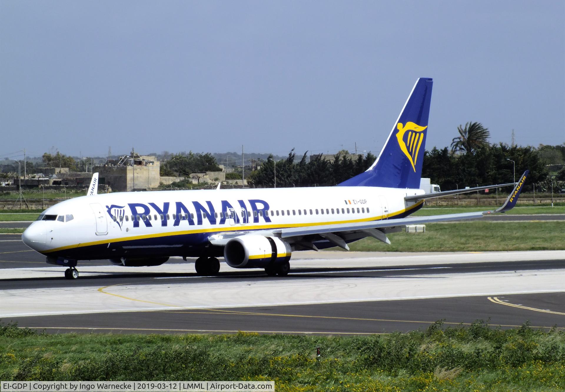 EI-GDP, 2017 Boeing 737-800 C/N 44813, Boeing 737-800 of Ryanair at Malta International Airport, Luqa