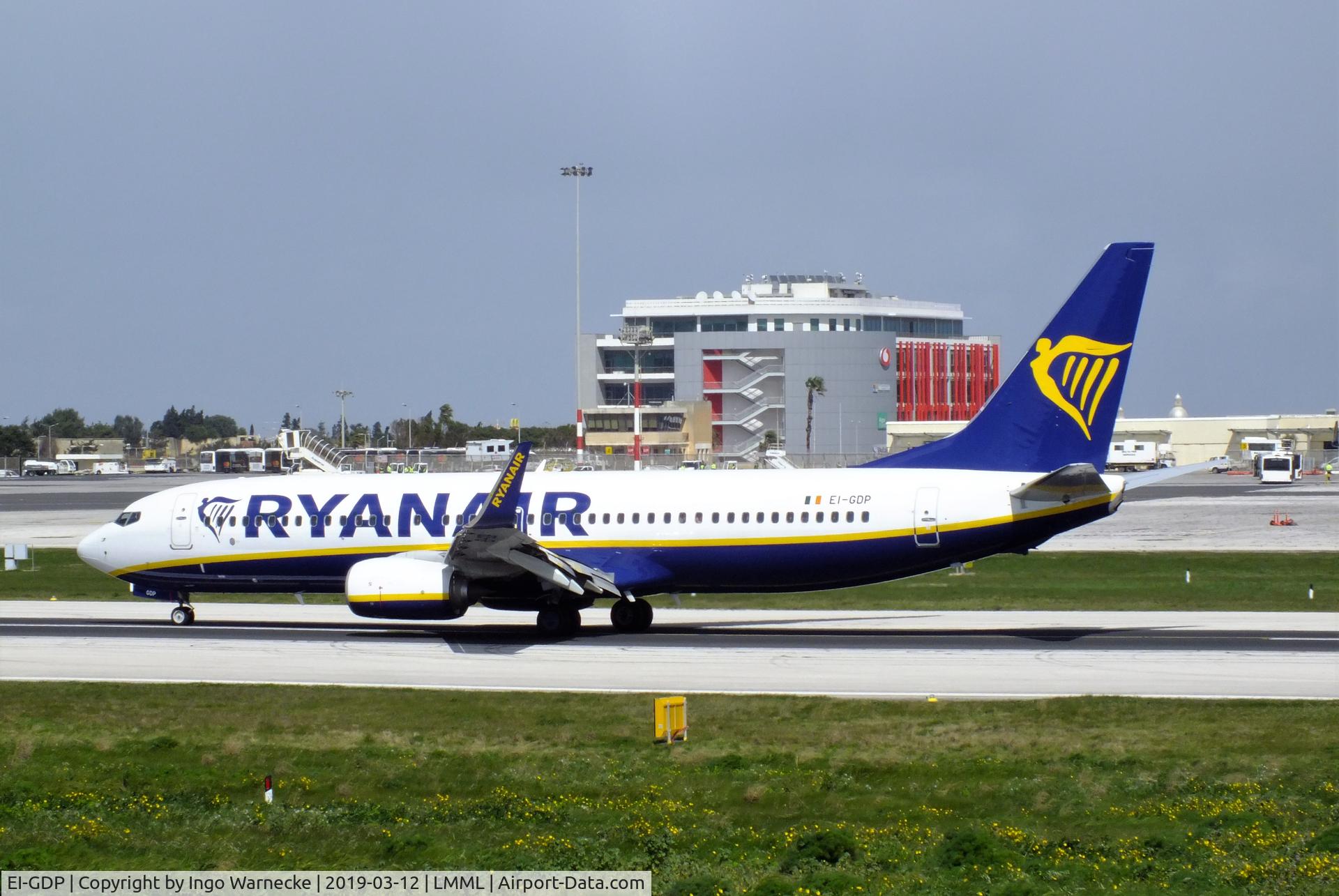 EI-GDP, 2017 Boeing 737-800 C/N 44813, Boeing 737-800 of Ryanair at Malta International Airport, Luqa