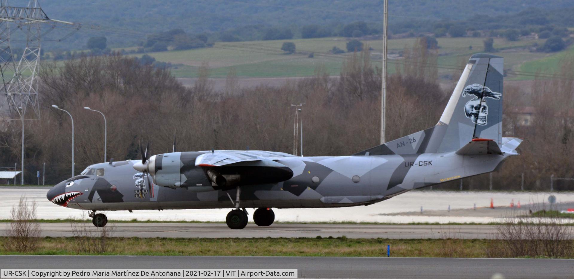 UR-CSK, 1984 Antonov An-26B C/N 13905, Aeropuerto de Foronda - Vitoria-Gasteiz - Euskadi - España