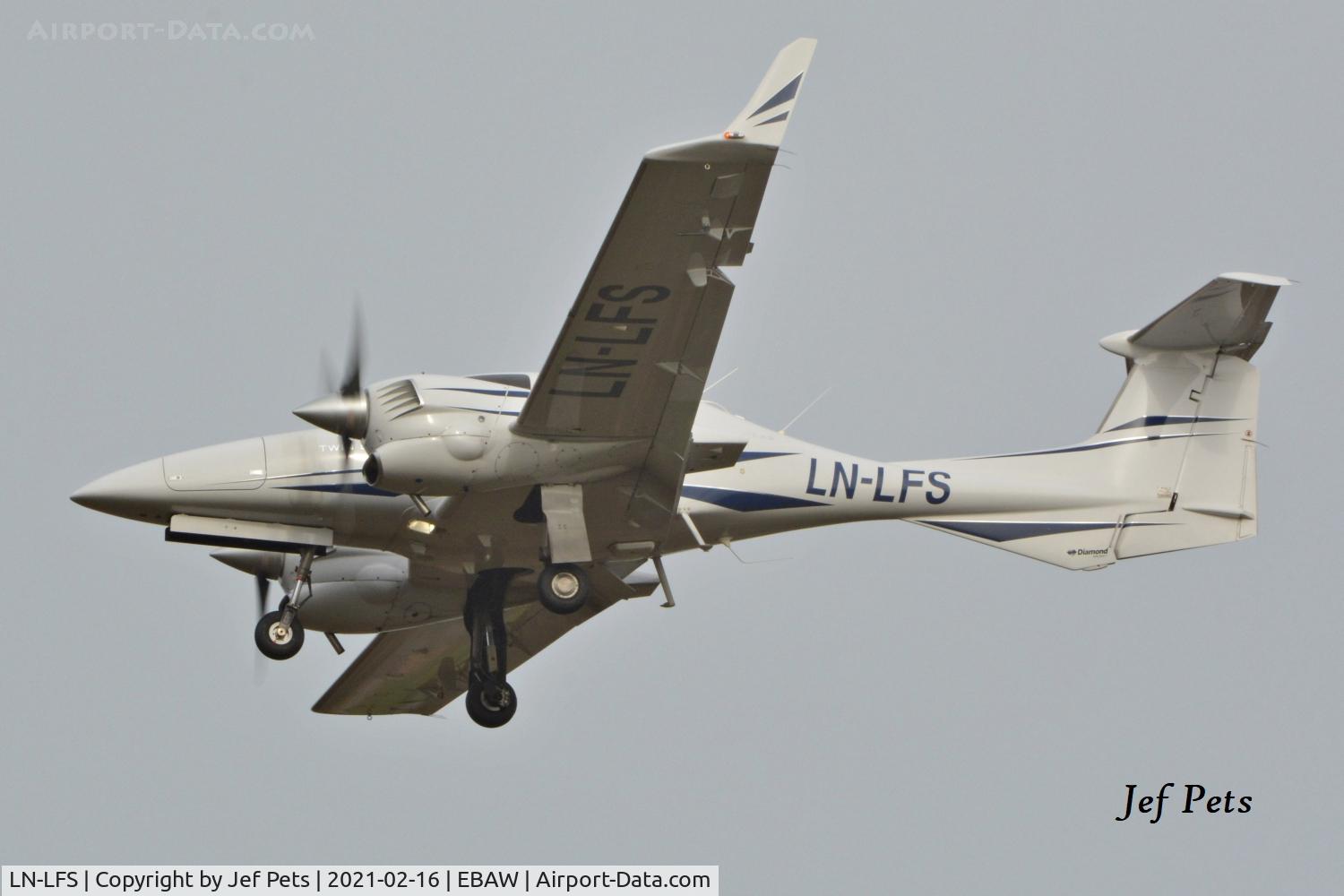 LN-LFS, 2007 Diamond DA-42 Twin Star Twin Star C/N 42.305, Training flights at Antwerp.