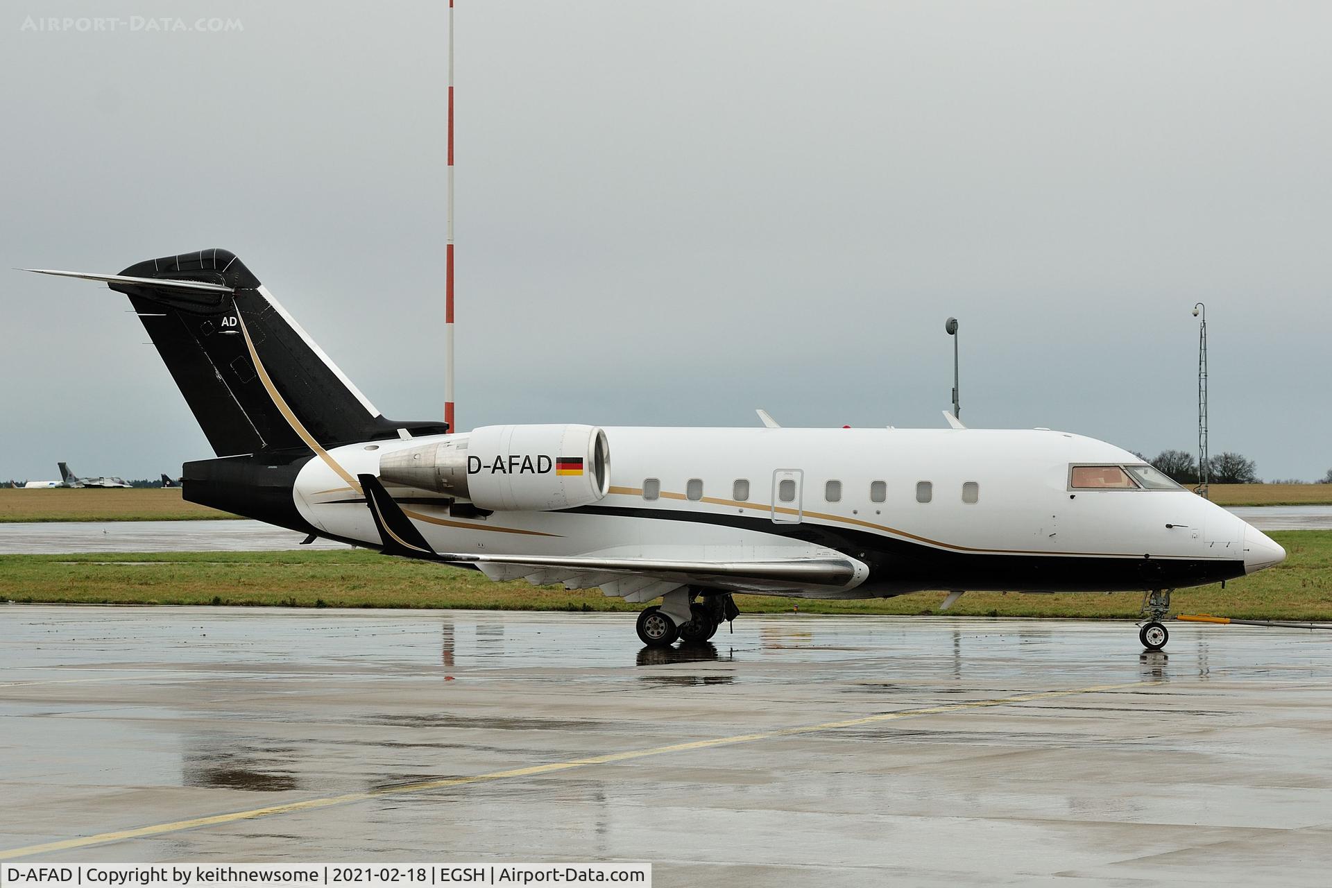 D-AFAD, 1997 Canadair Challenger 604 (CL-600-2B16) C/N 5348, Towed to spray shop.