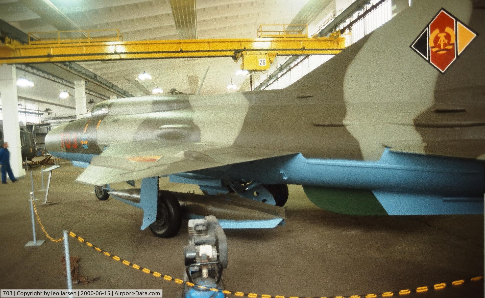 703, 1966 Mikoyan-Gurevich MiG-21PFM C/N 944006, Wernigerode für Luftfahrt und Technik 15.6.2000