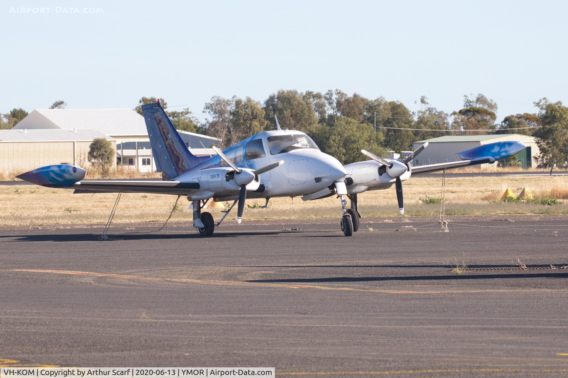 VH-KOM, 1968 Cessna 310N C/N 310N-0028, Moree Airport NSW June 2020