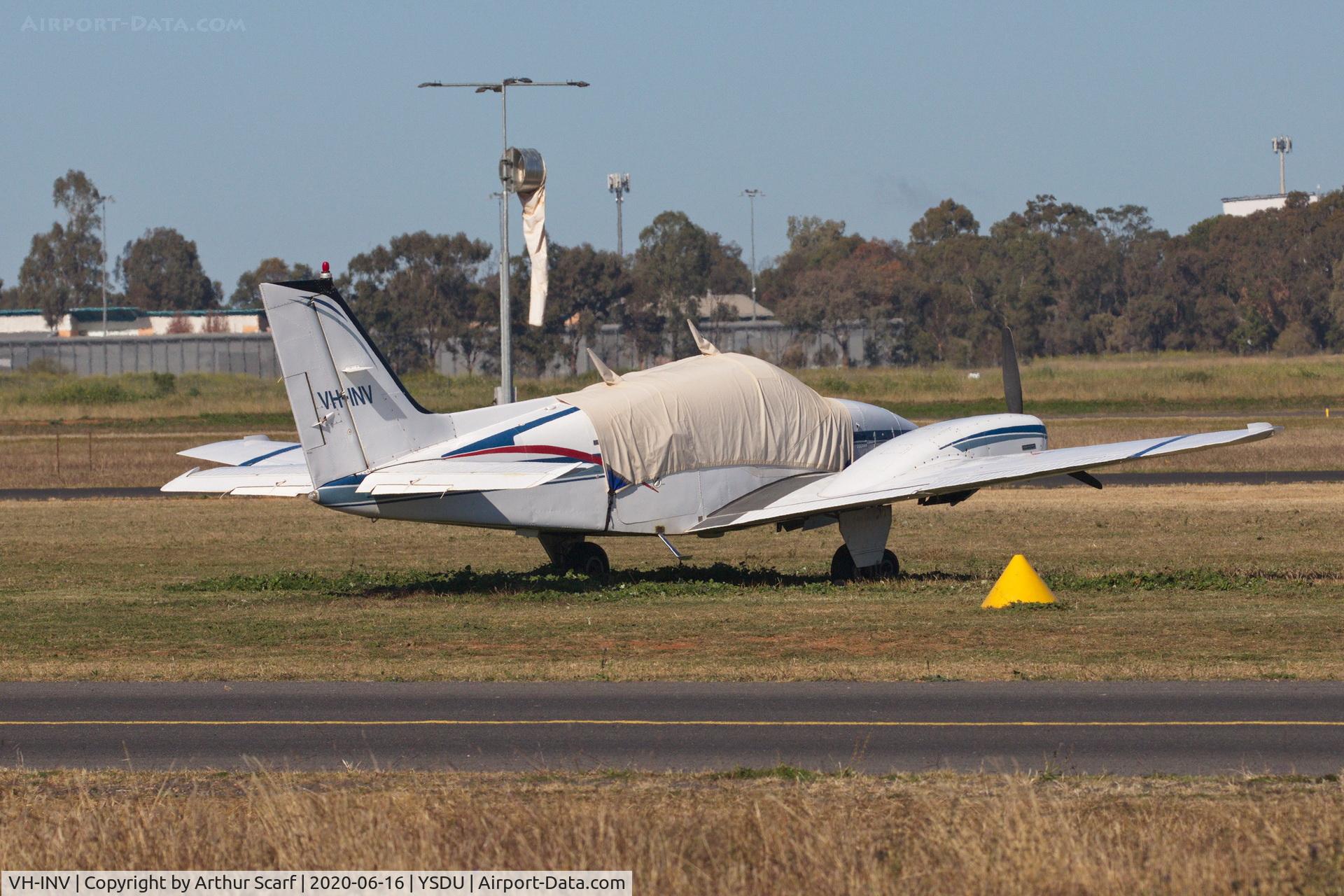 VH-INV, 1974 Beech 95-B55 Baron C/N TC-1792, DUBBO Airport NSW June 2020