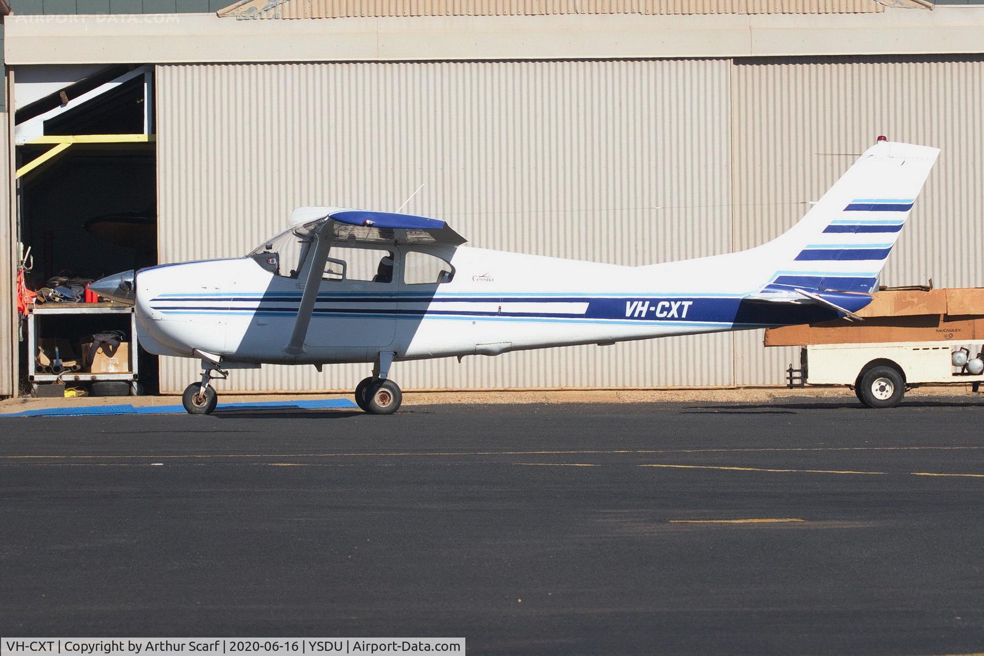 VH-CXT, 1960 Cessna 210 C/N 57113, DUBBO Airport NSW June 2020