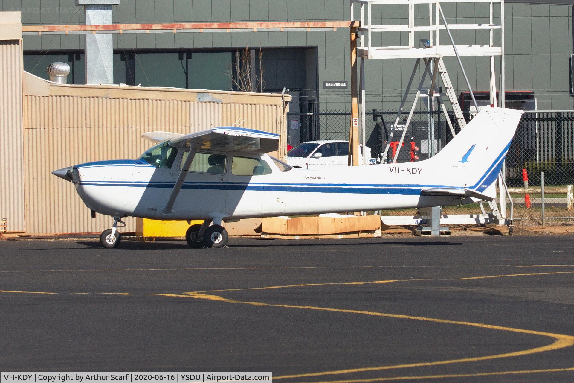 VH-KDY, 1978 Cessna 172N C/N 17271866, DUBBO Airport NSW June 2020