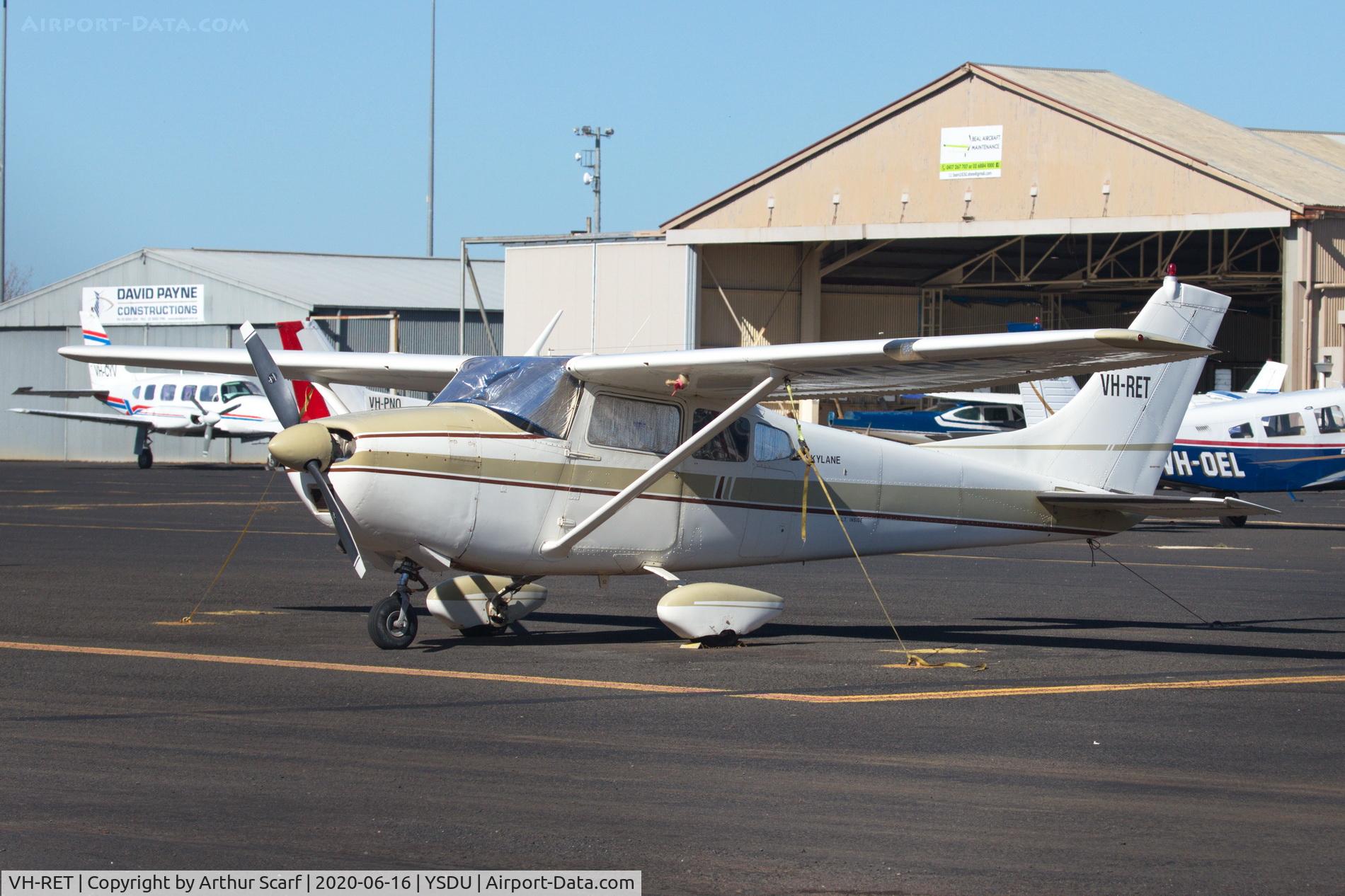 VH-RET, 1960 Cessna 182D Skylane C/N 18253012, DUBBO Airport NSW June 2020
