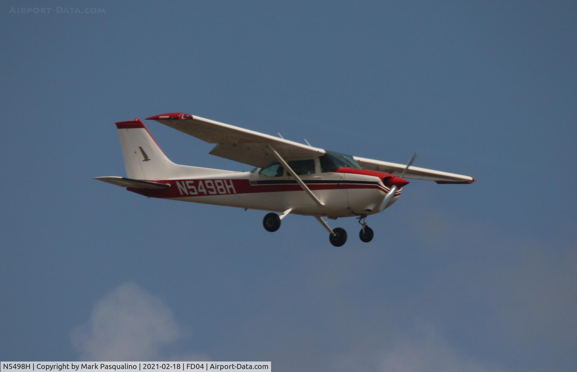N5498H, 1975 Cessna 172M C/N 17265468, Cessna 172M