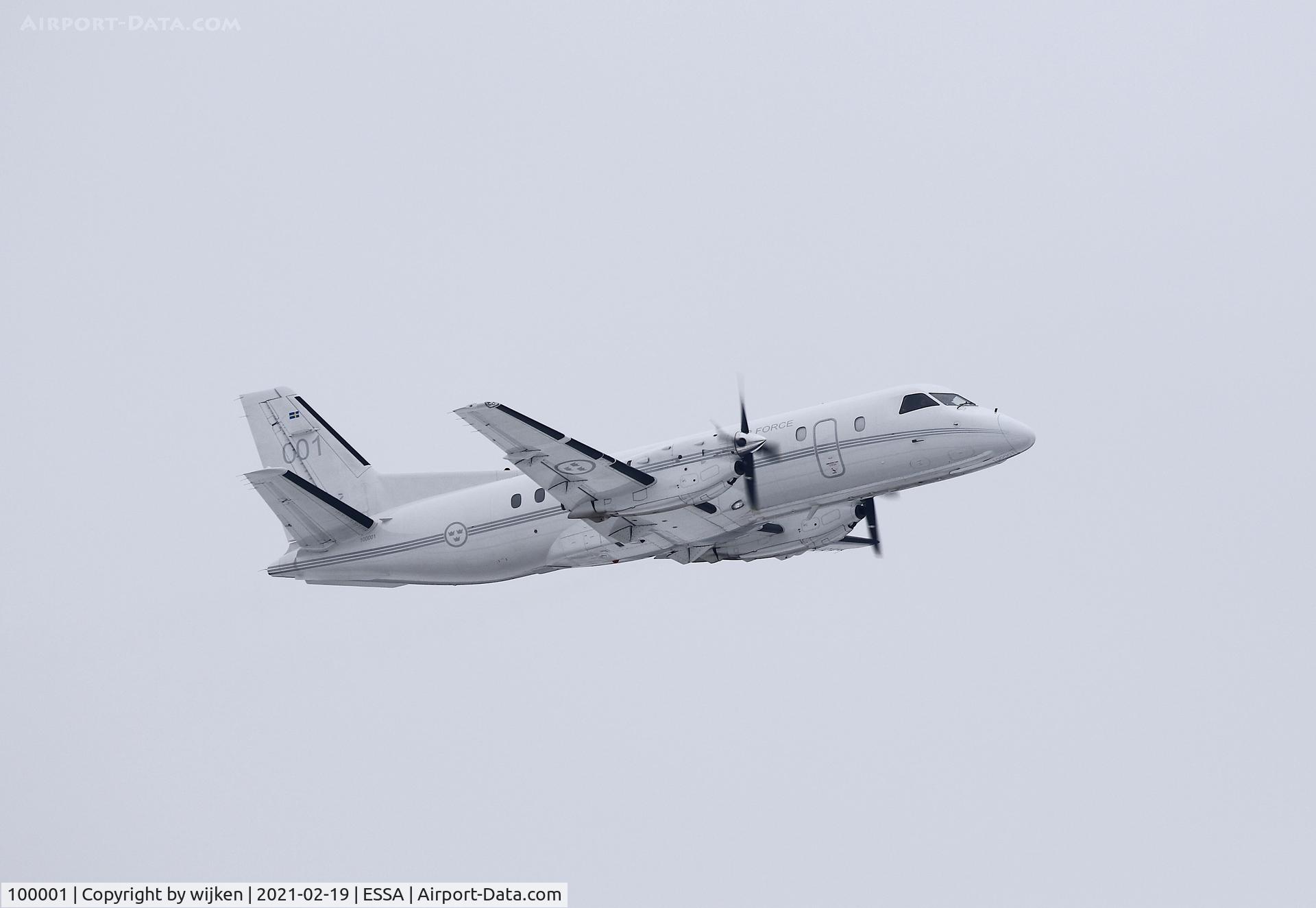 100001, 1989 Saab Tp100 (340B) C/N 340B-170, RWY 19L