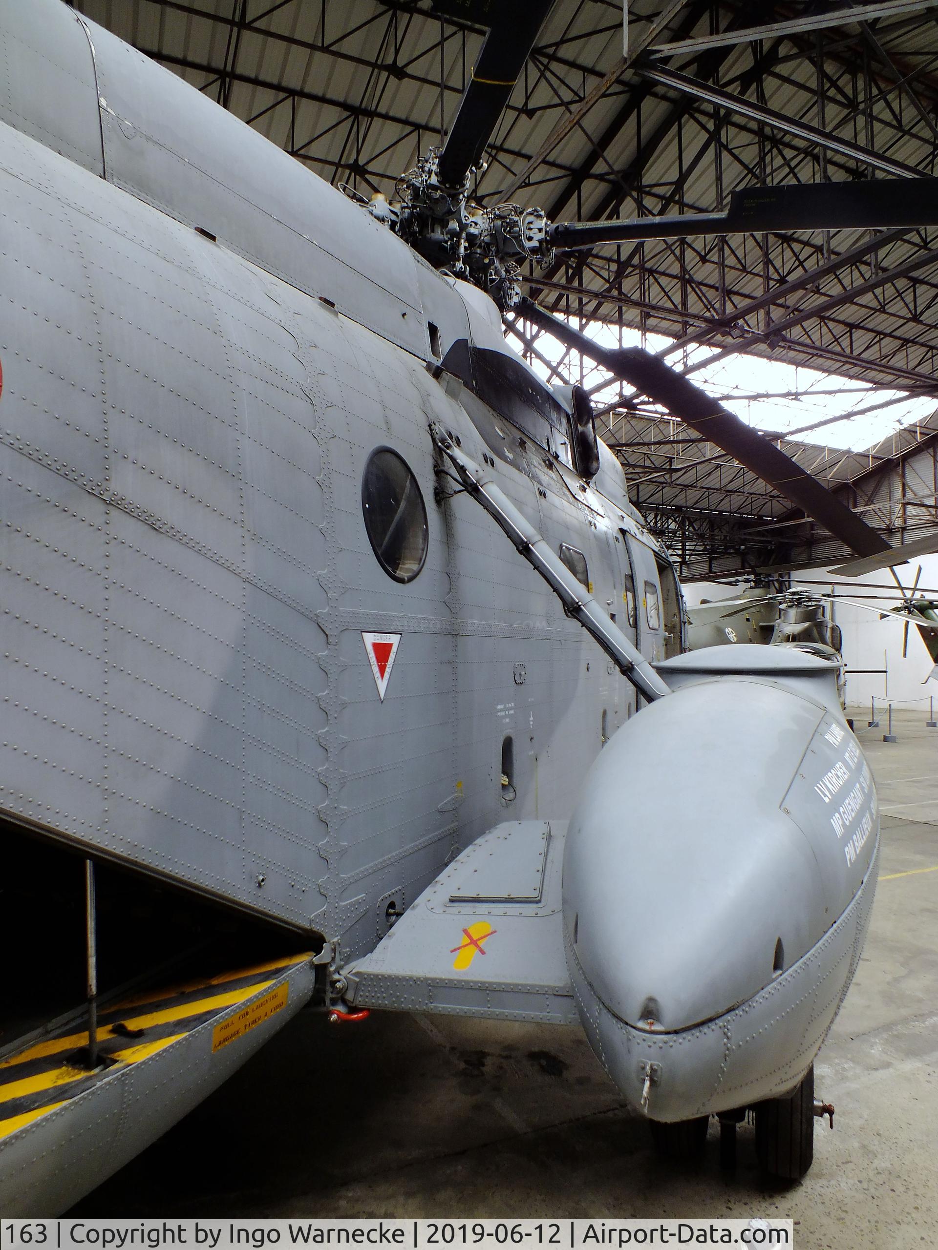 163, 1974 Aérospatiale SA-321G Super Frelon C/N 163, Sud Aviation (Aerospatiale) SA.321G Super Frelon at the Musee de l'ALAT et de l'Helicoptere, Dax