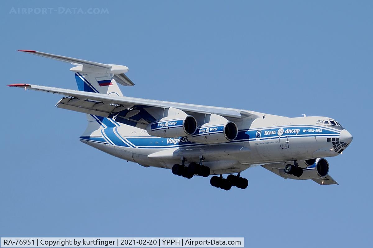 RA-76951, 2007 Ilyushin Il-76TD-90VD C/N 2073421704, Ilyushin IL-76 cn 2073421704. Volga-Dnepr RA-76951 final rwy 21 YPPH 20 February 2021.