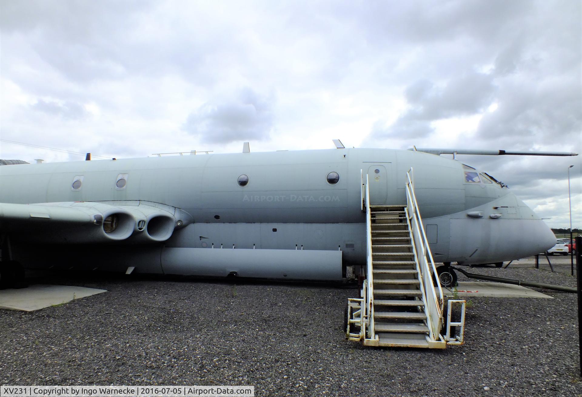 XV231, Hawker Siddeley Nimrod MR.2 C/N 8006, Hawker Siddeley Nimrod MR2 at Manchester Airport Viewing Park
