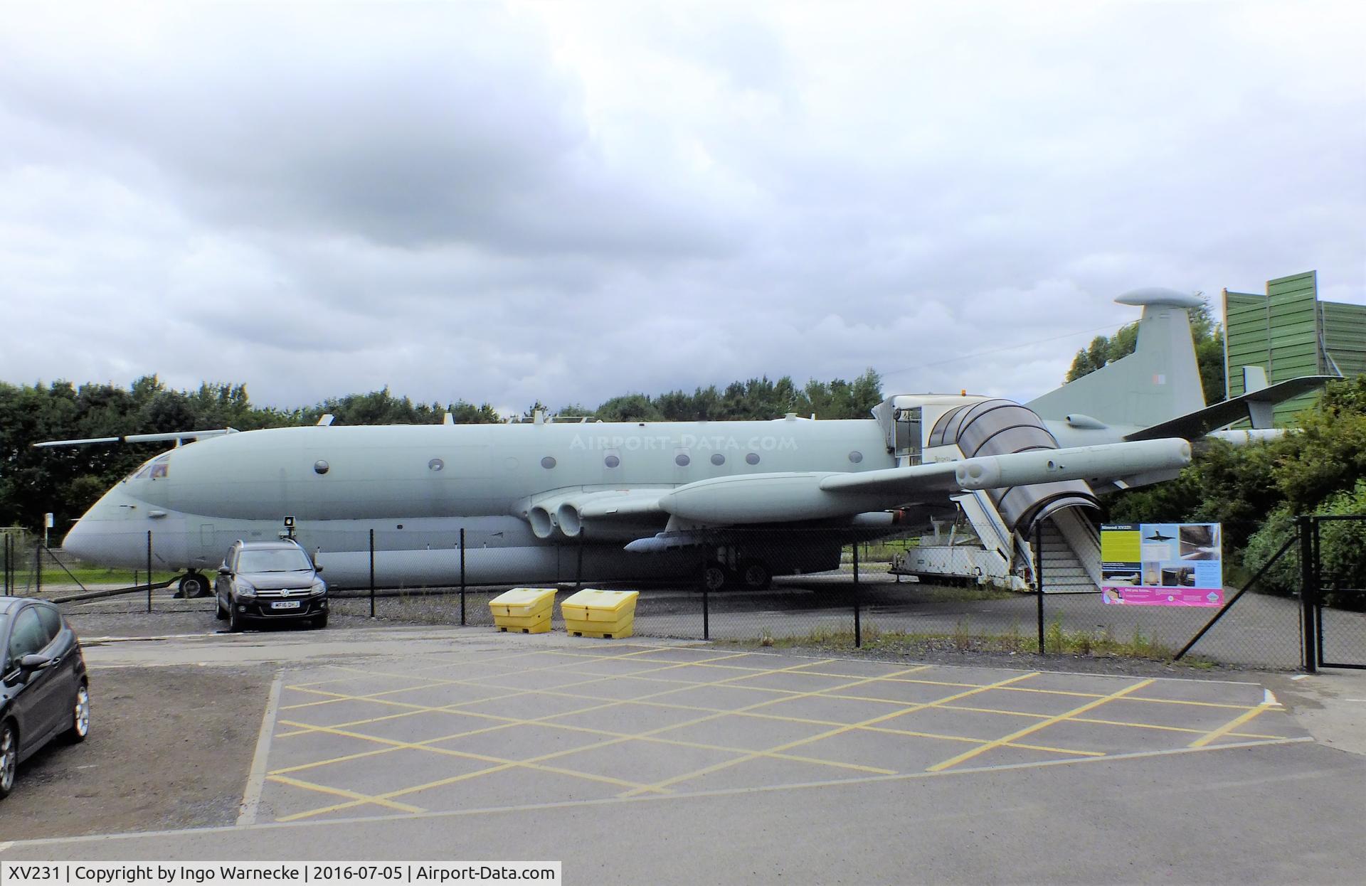 XV231, Hawker Siddeley Nimrod MR.2 C/N 8006, Hawker Siddeley Nimrod MR2 at Manchester Airport Viewing Park