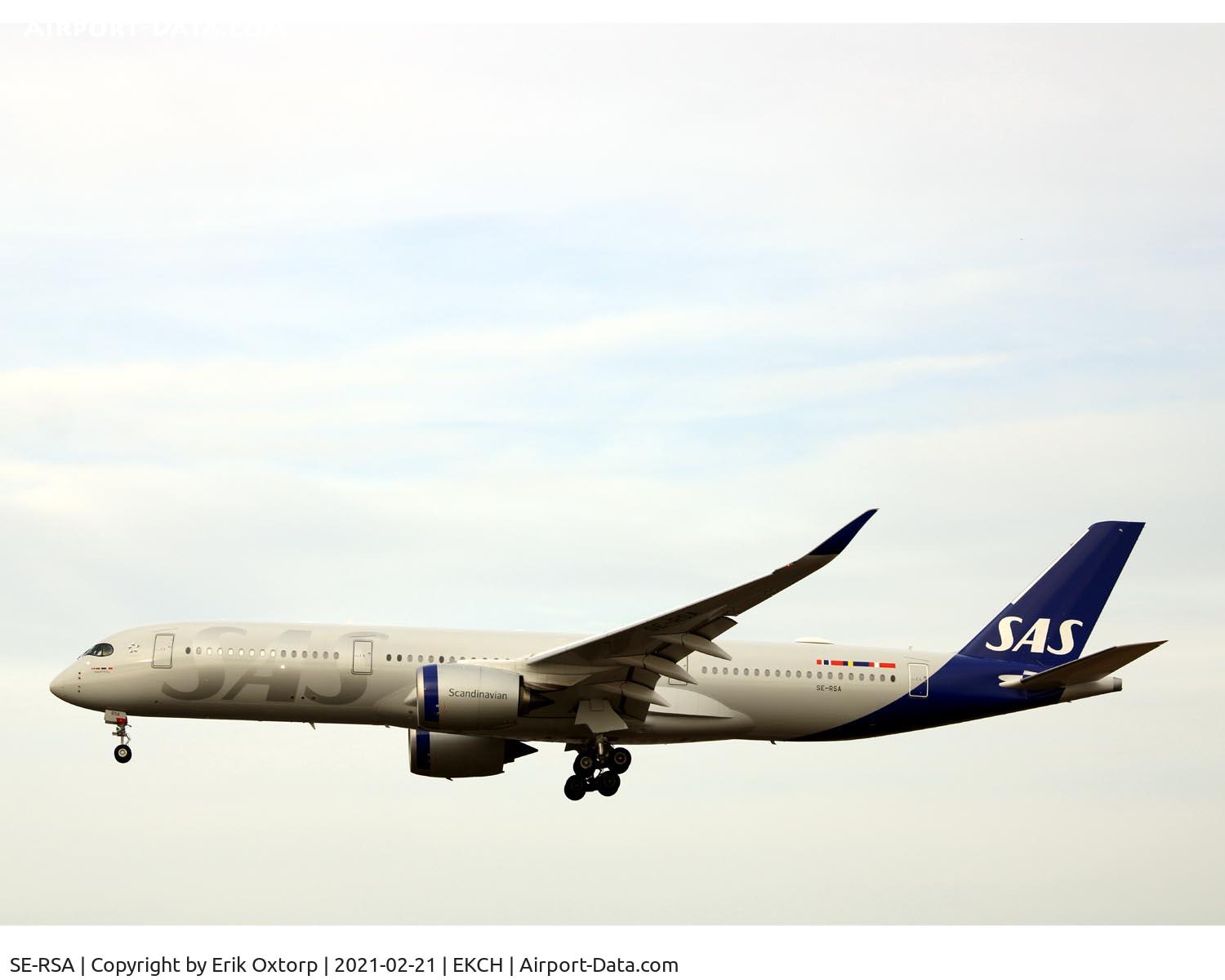SE-RSA, 2019 Airbus A350-941 C/N 358, SE-RSA landing rw 22L